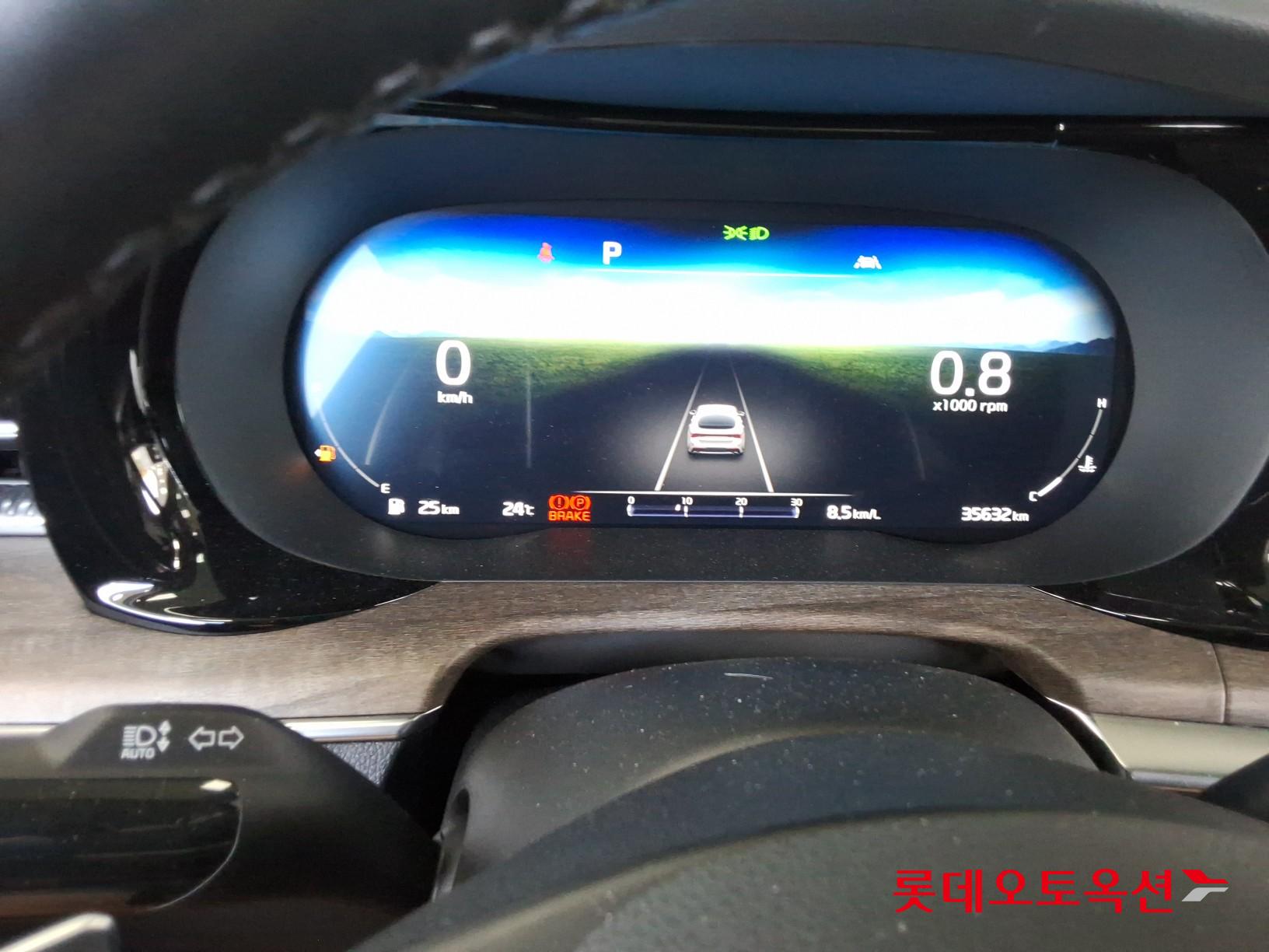 2022 - kia k5