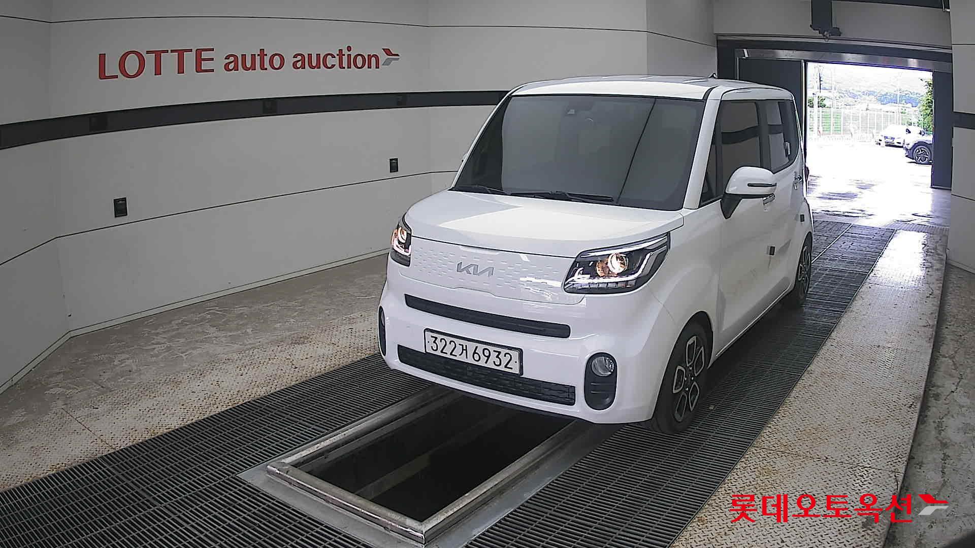 2022 - kia ray
