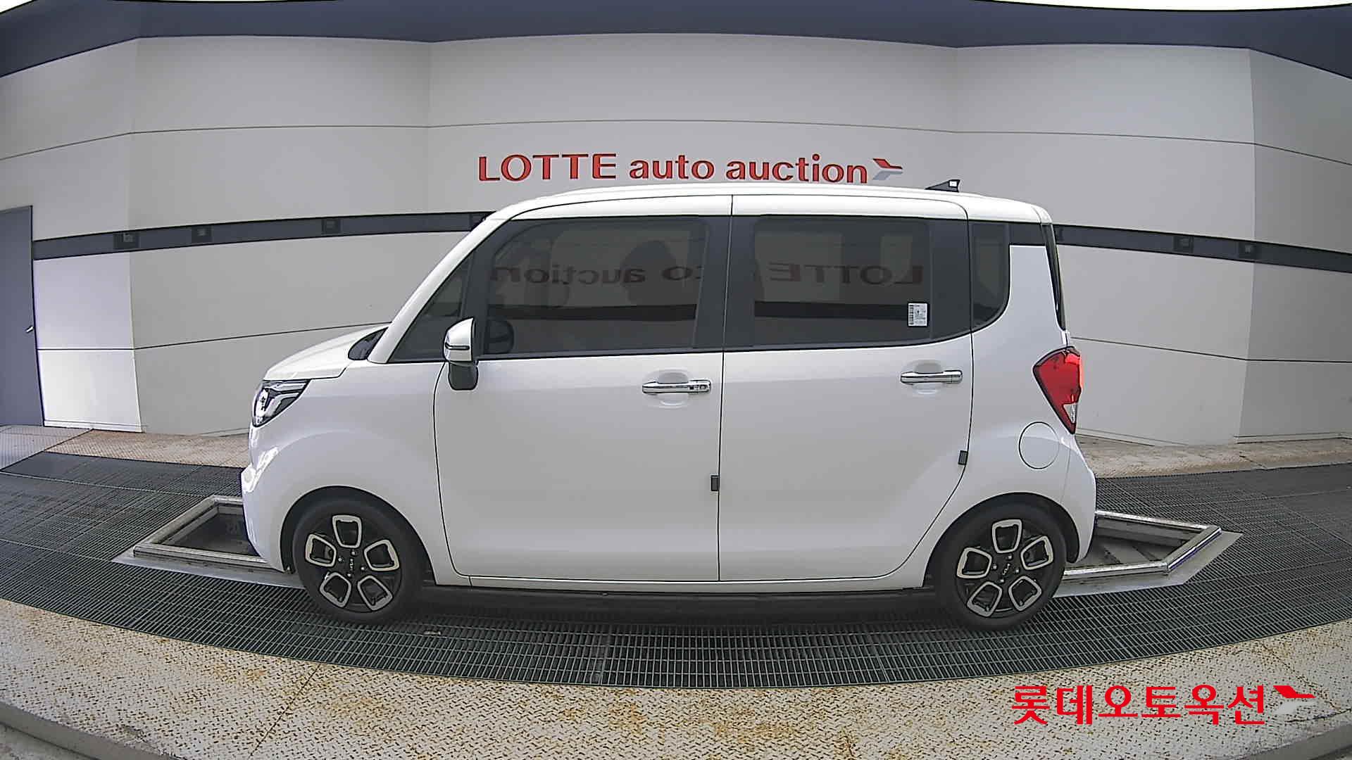 2022 - kia ray