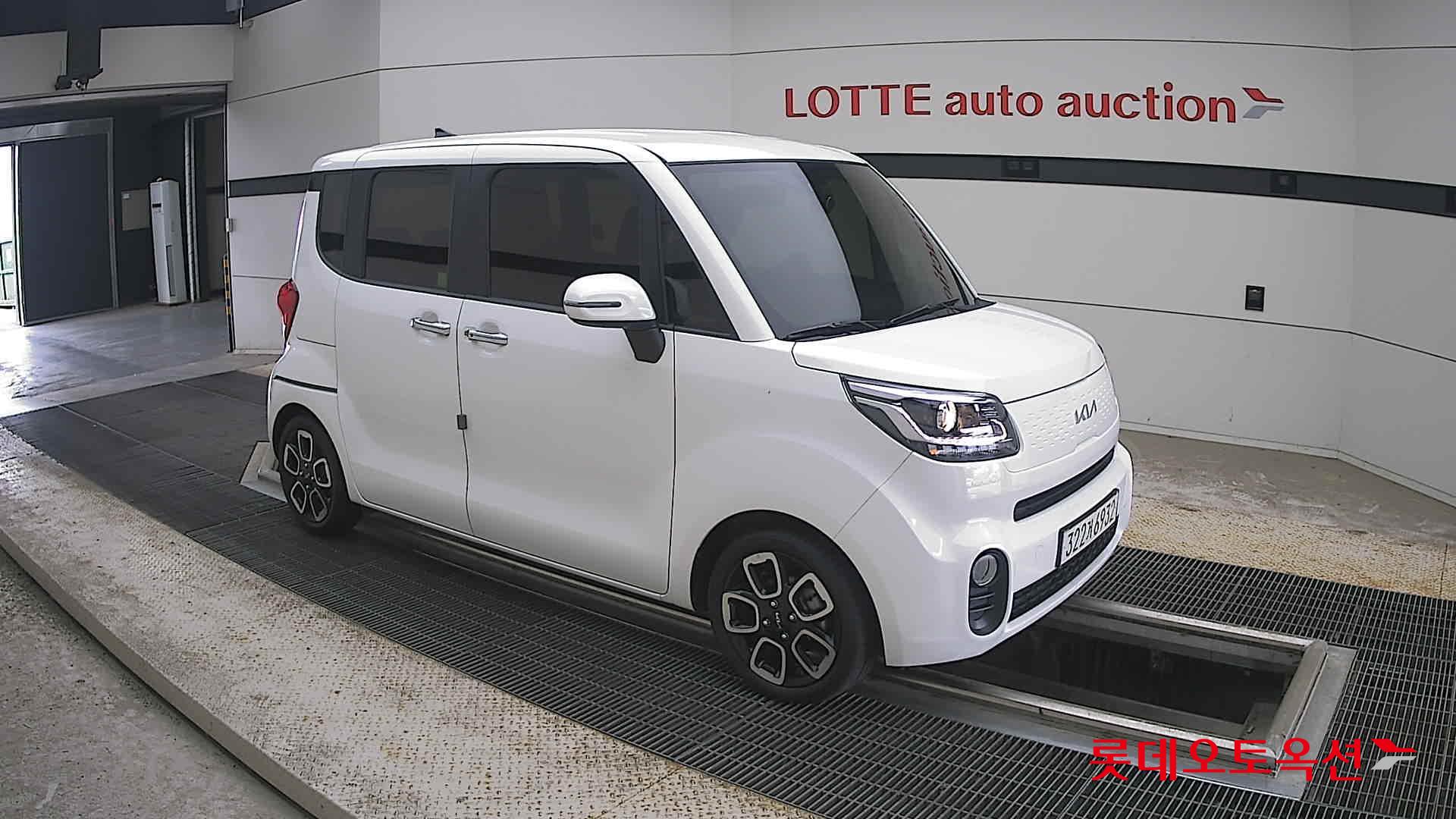 2022 - kia ray