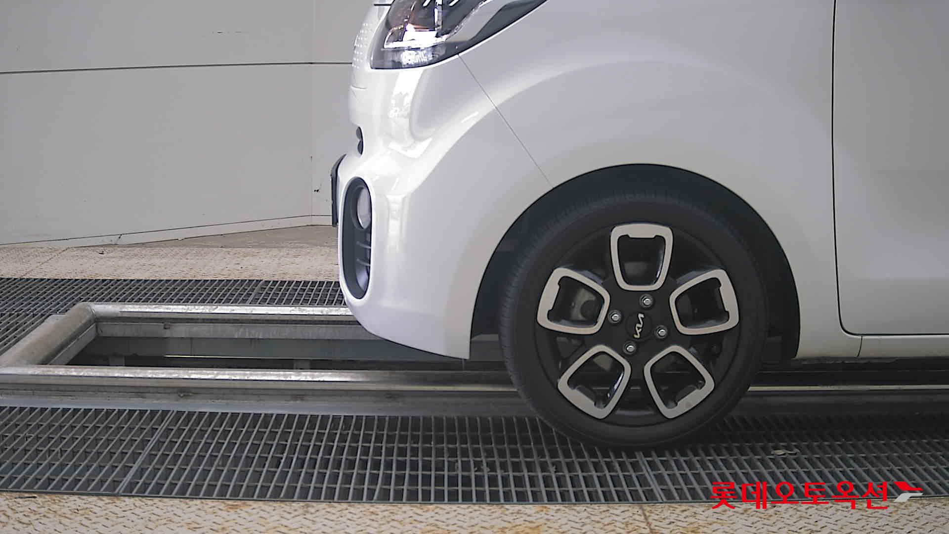 2022 - kia ray