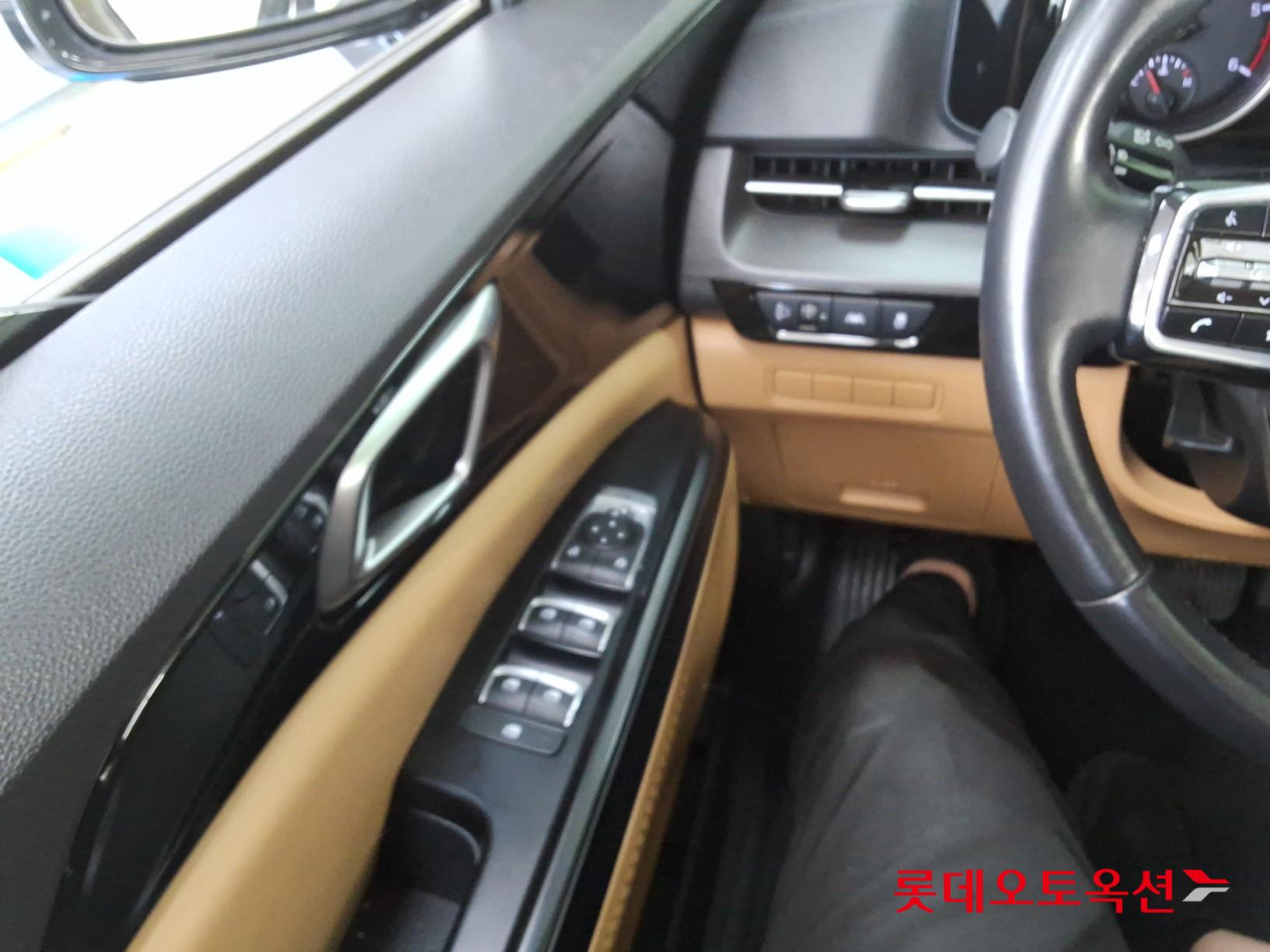2021 - kia carnival