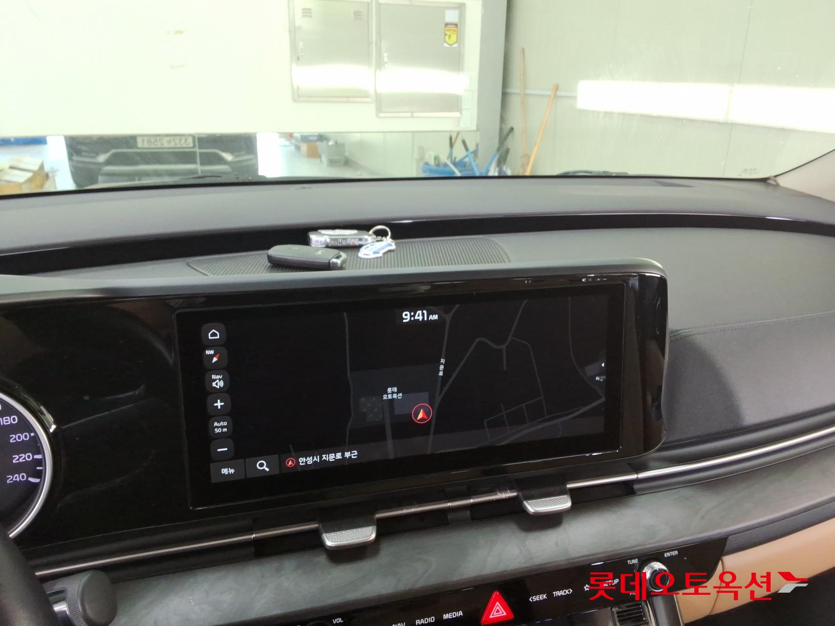2021 - kia carnival