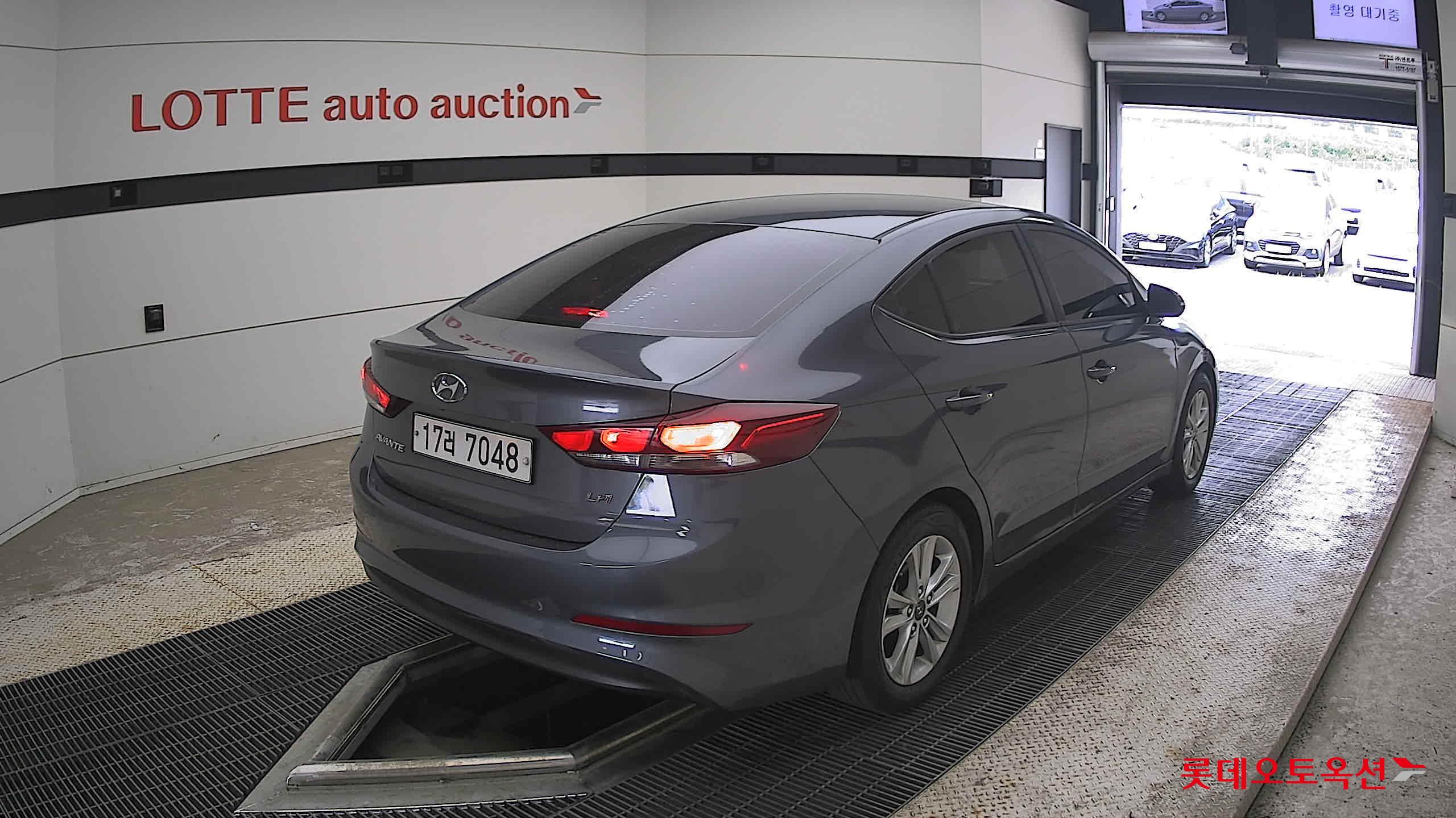 2016 - hyundai avante