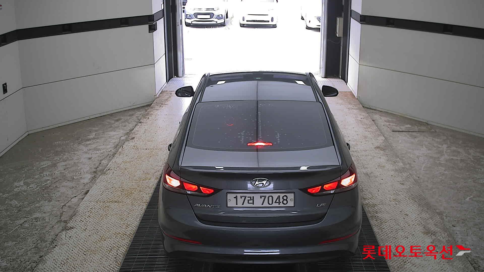 2016 - hyundai avante