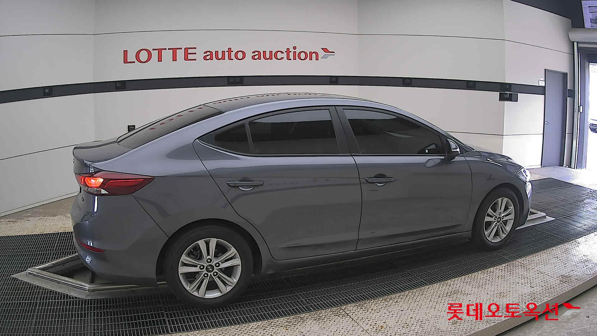 2016 - hyundai avante