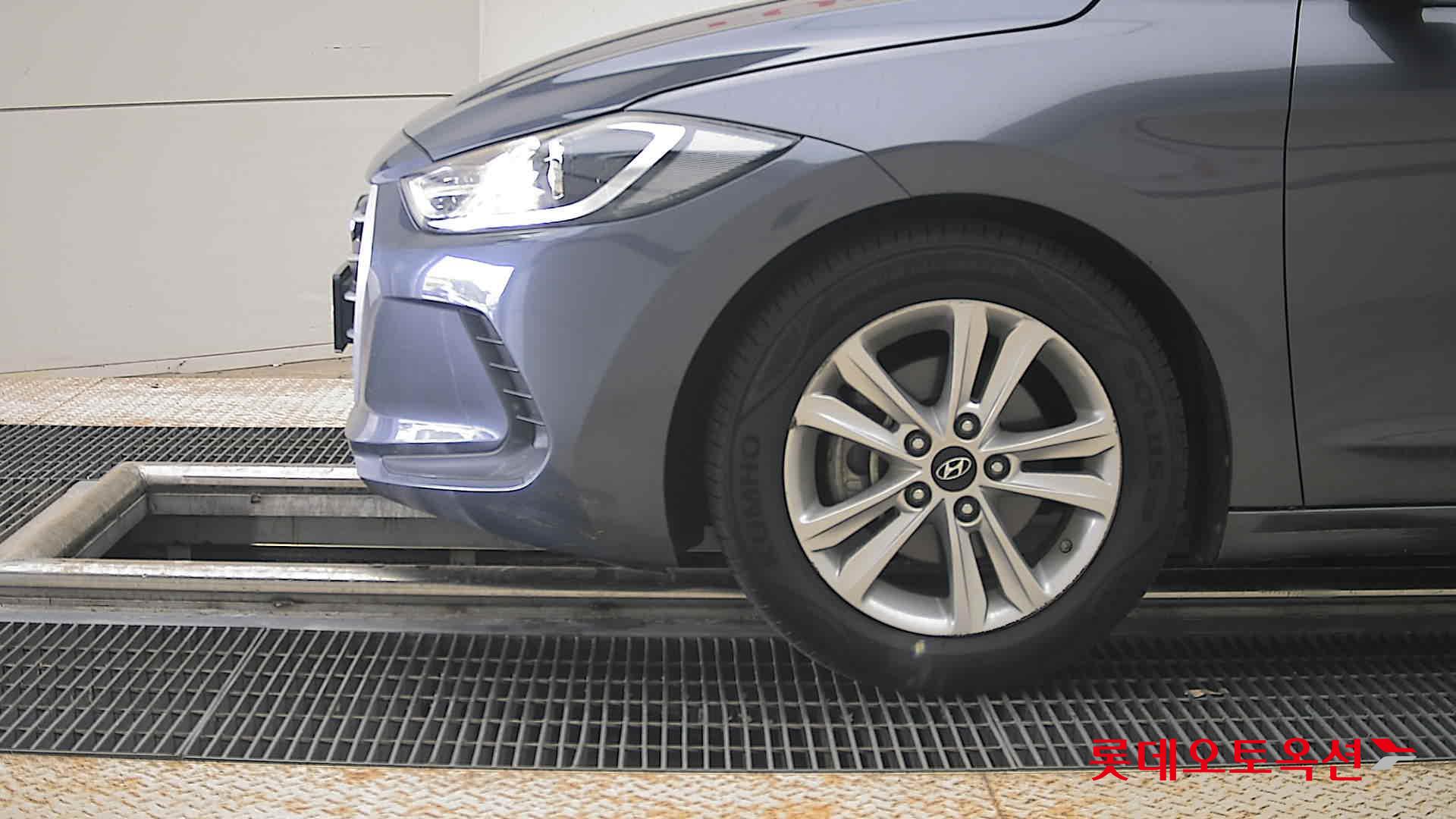 2016 - hyundai avante