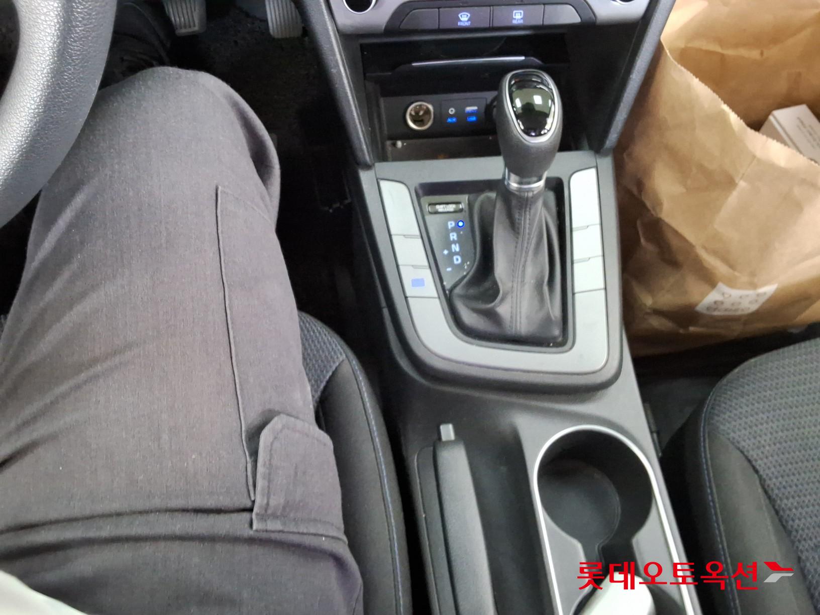 2016 - hyundai avante