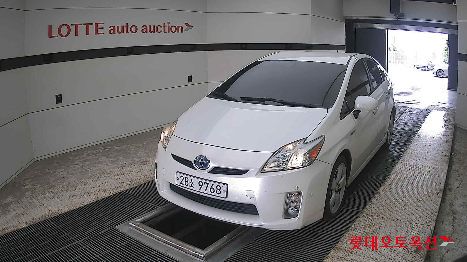2011 - toyota prius (h) 1.8