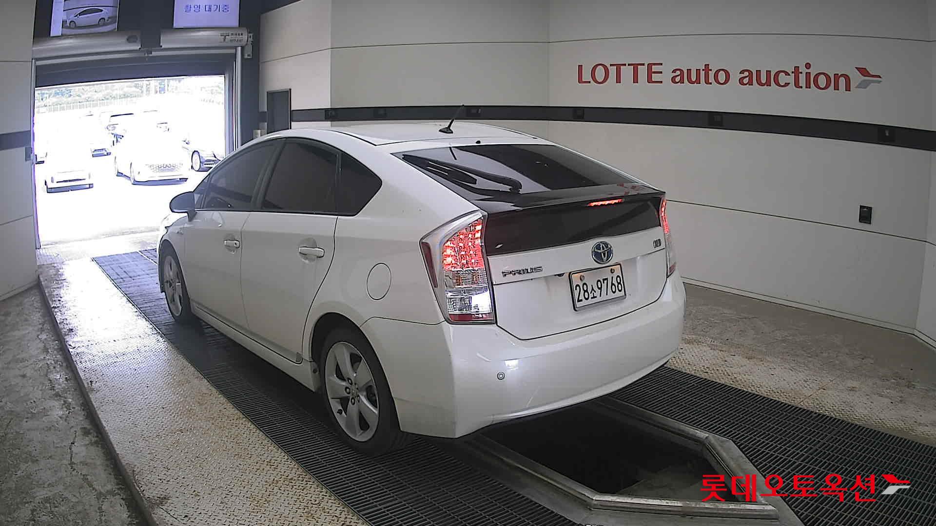 2011 - toyota prius (h) 1.8