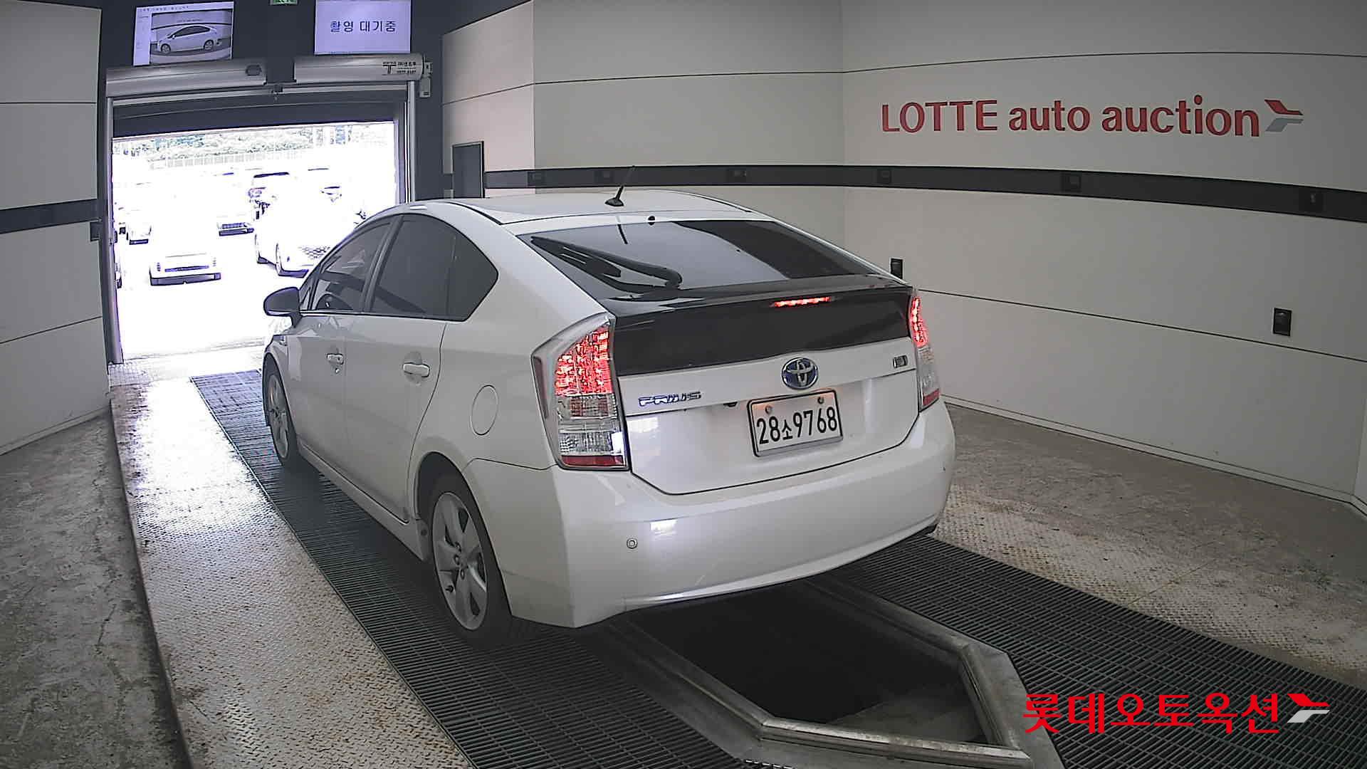 2011 - toyota prius (h) 1.8
