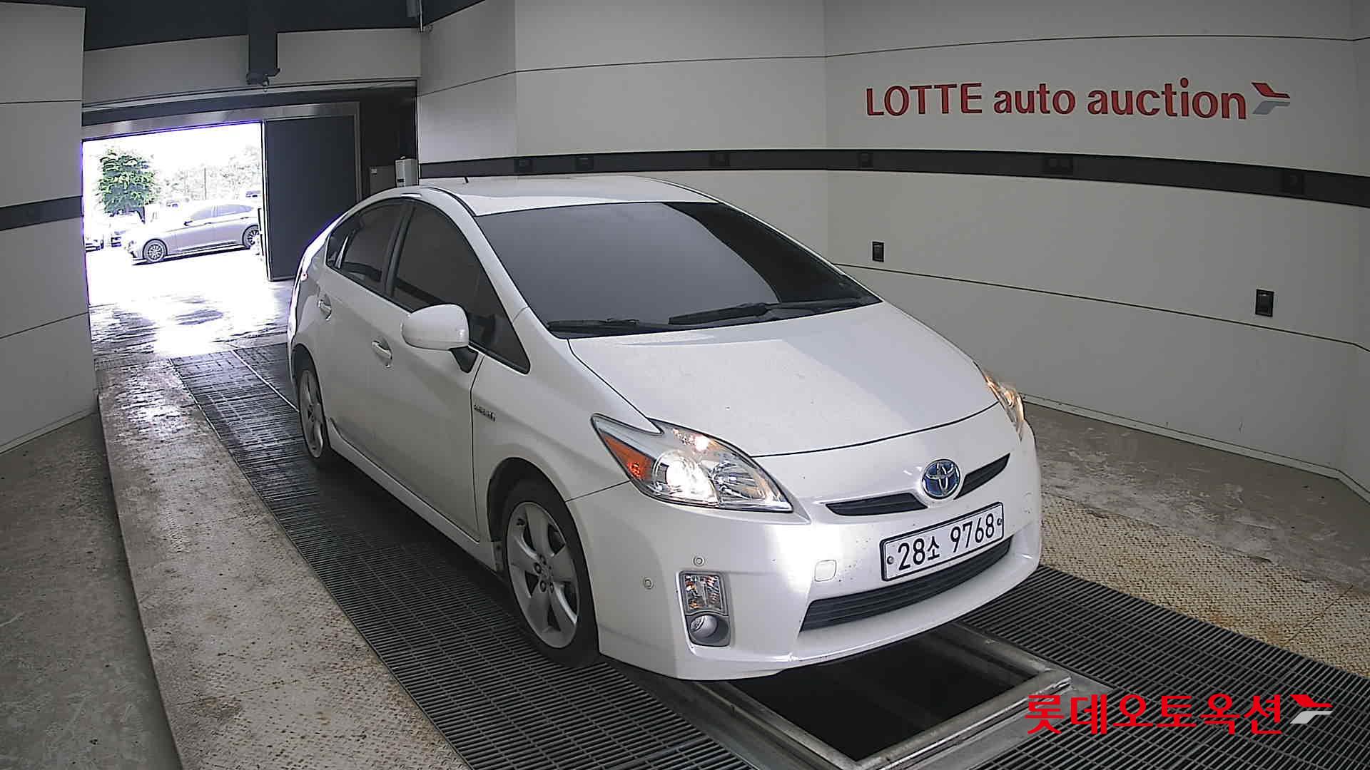 2011 - toyota prius (h) 1.8