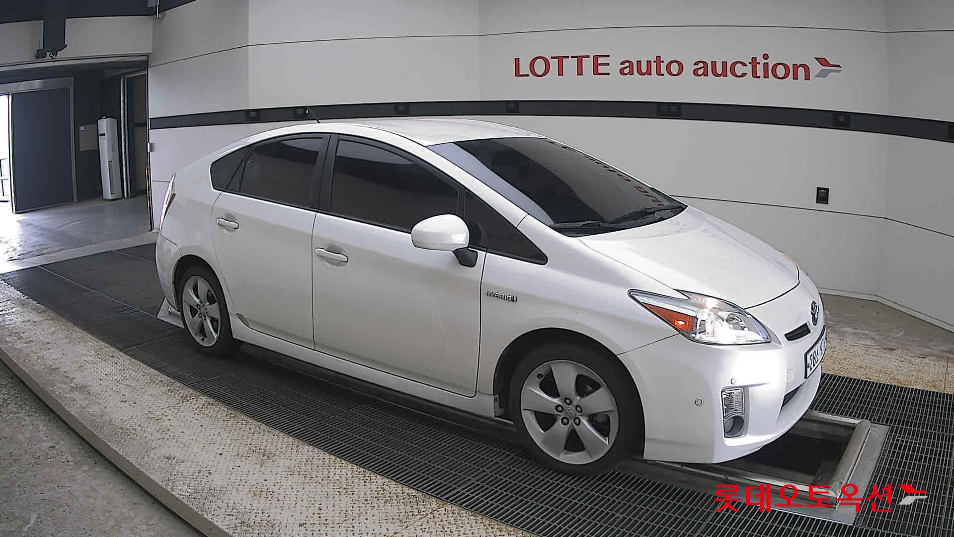 2011 - toyota prius (h) 1.8