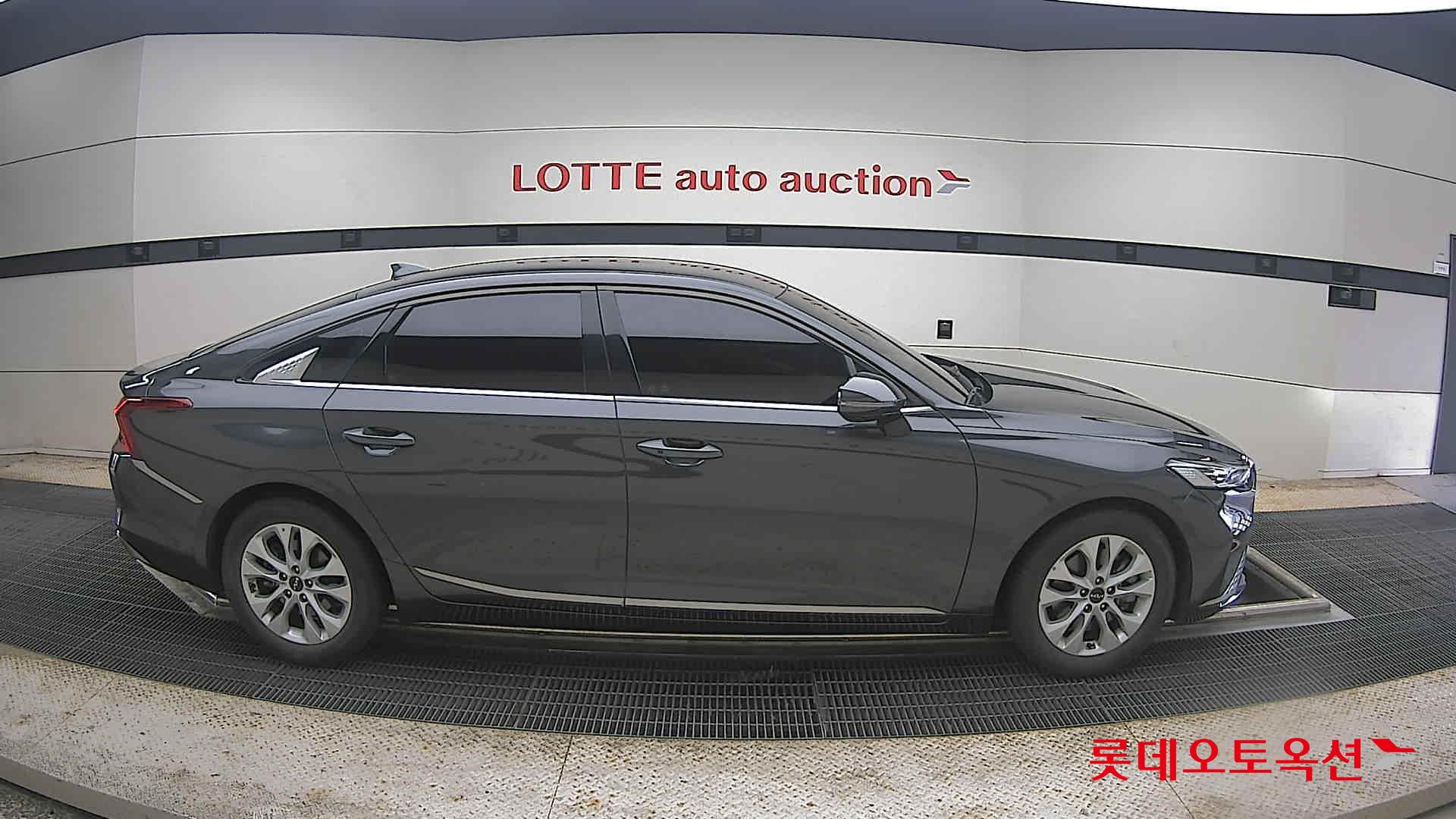 2022 - kia k8