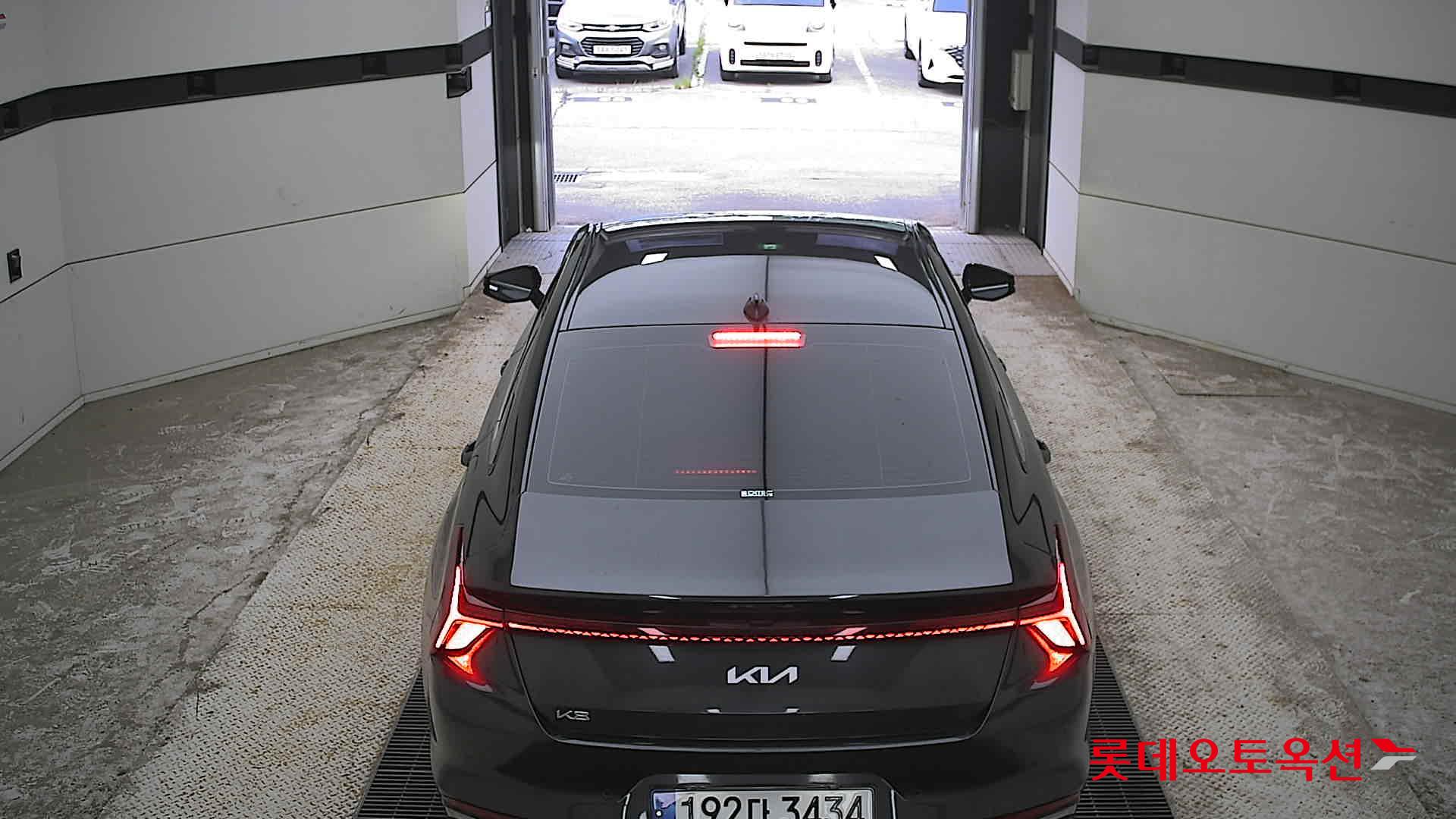 2022 - kia k8