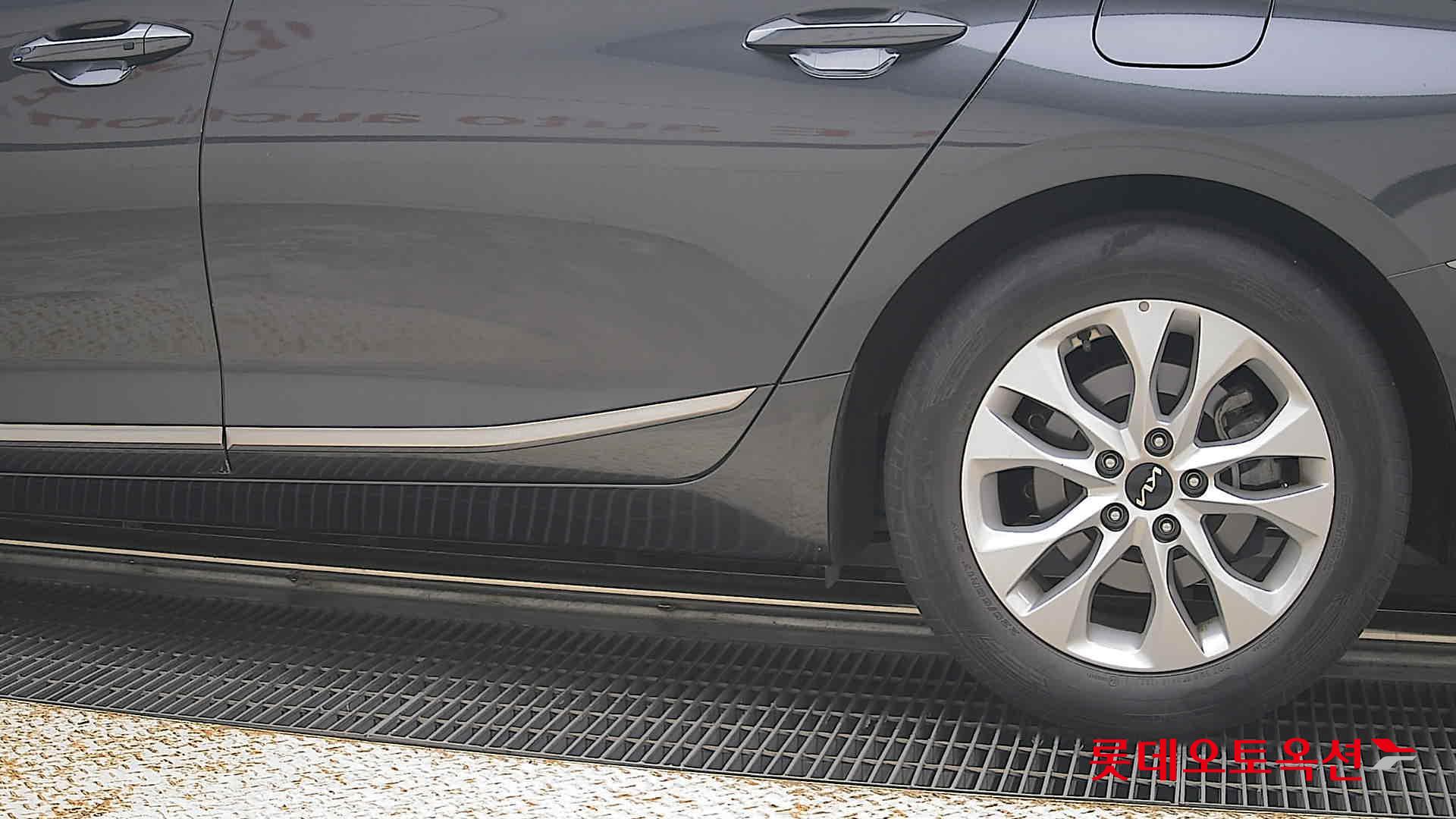 2022 - kia k8
