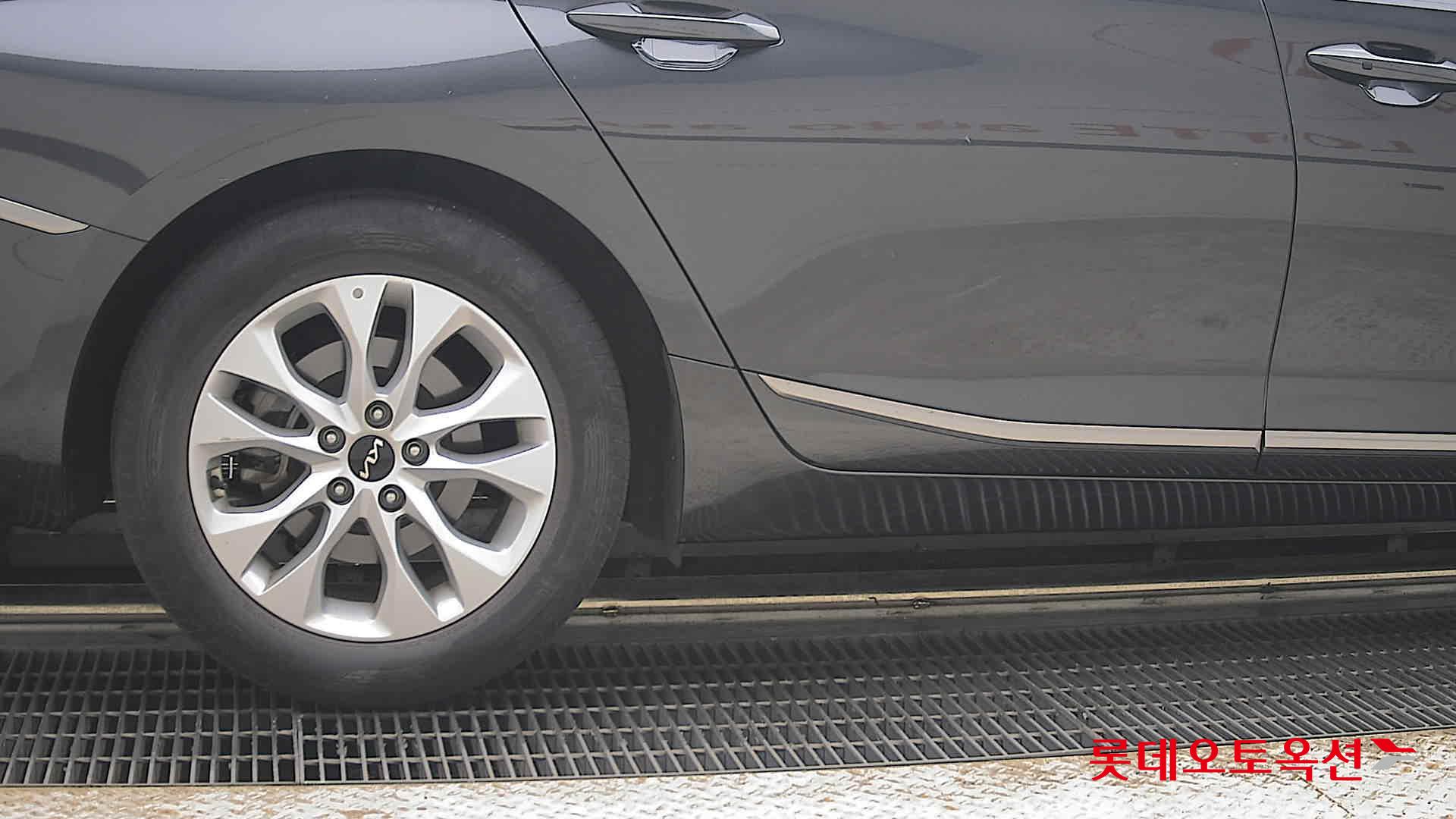 2022 - kia k8