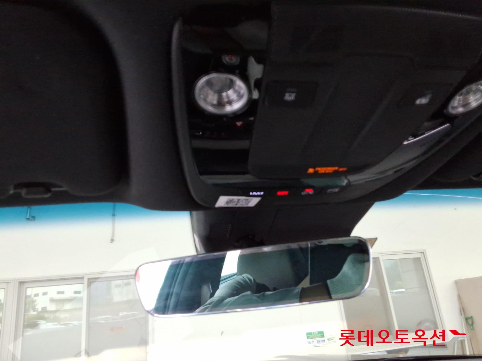 2022 - kia k8