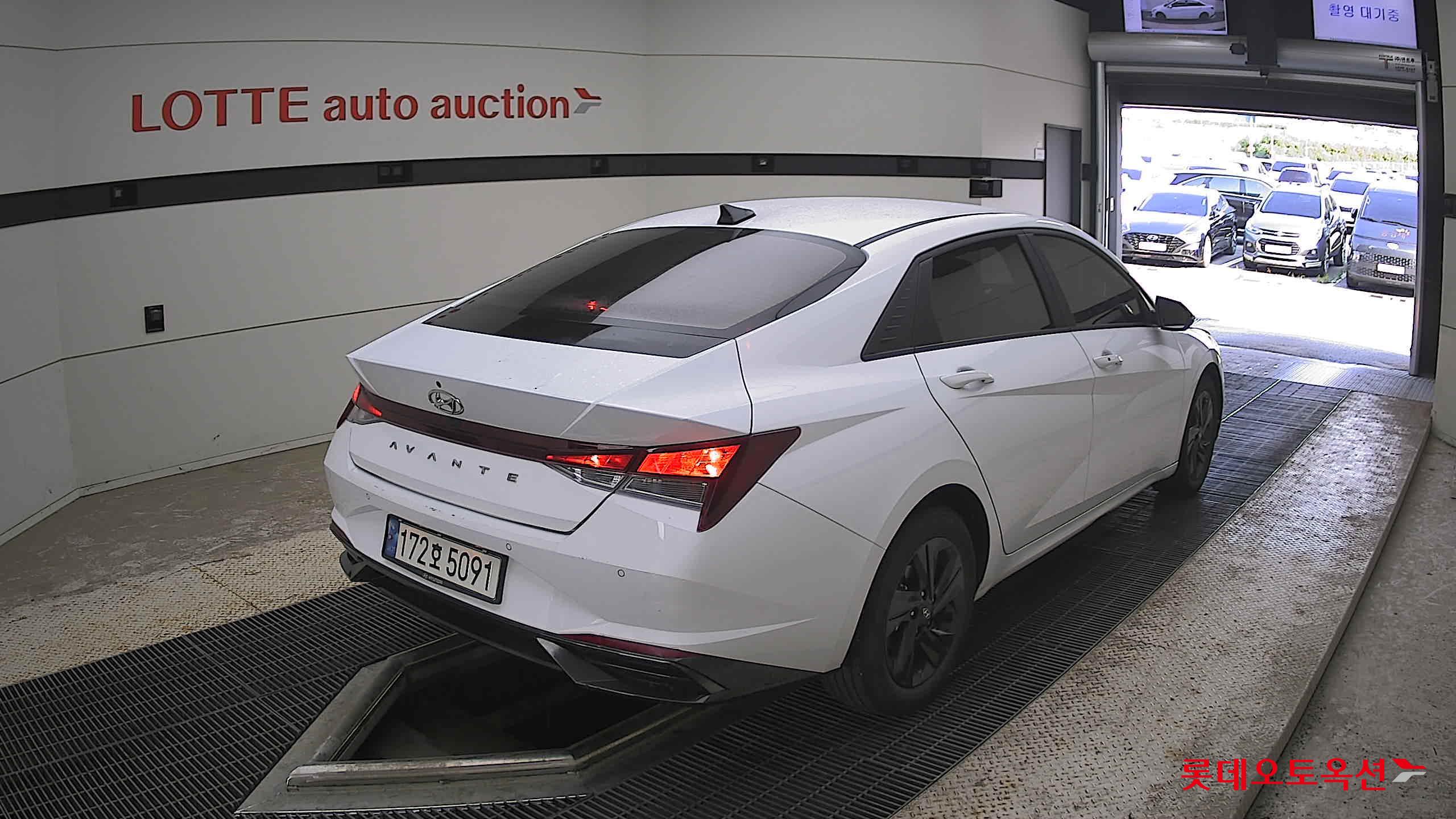2023 - hyundai avante