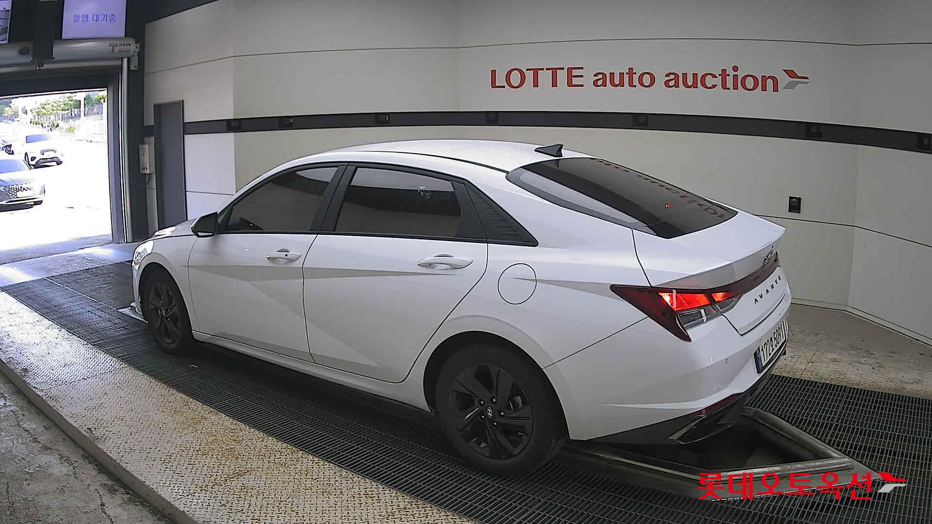 2023 - hyundai avante