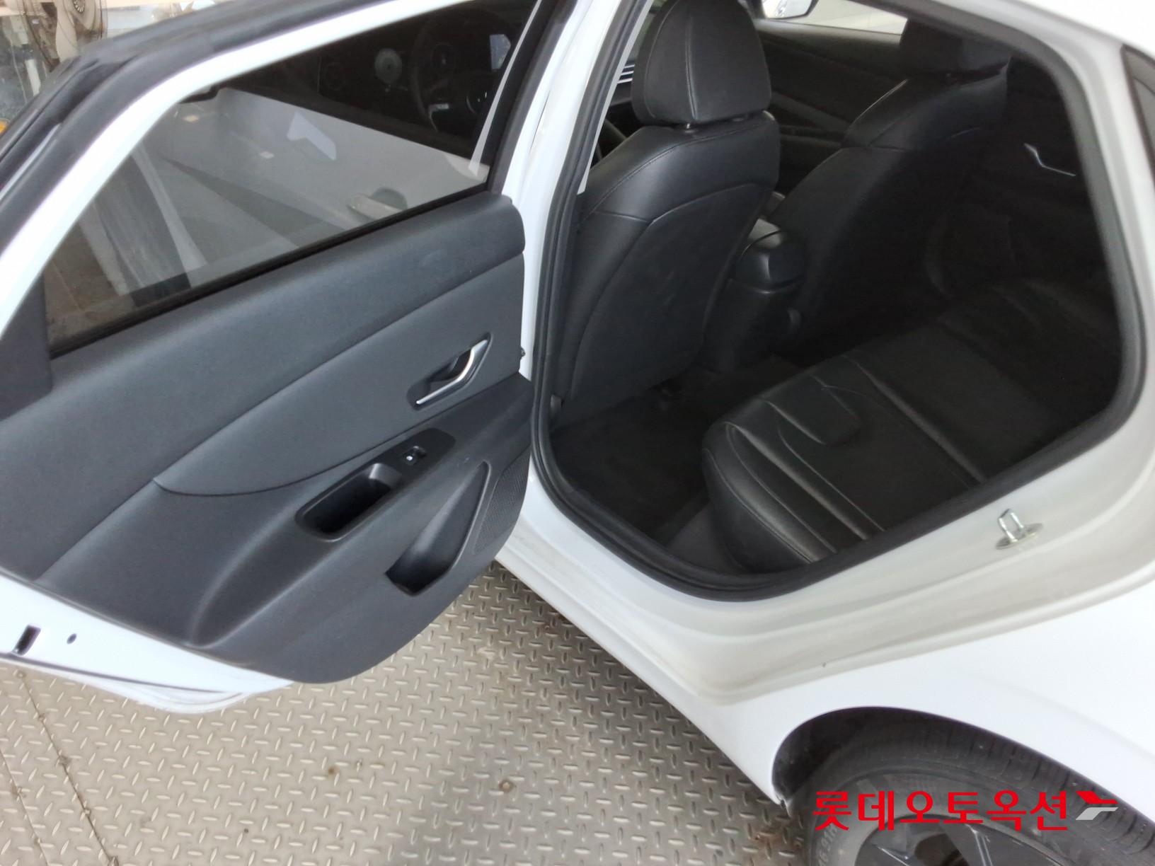 2023 - hyundai avante