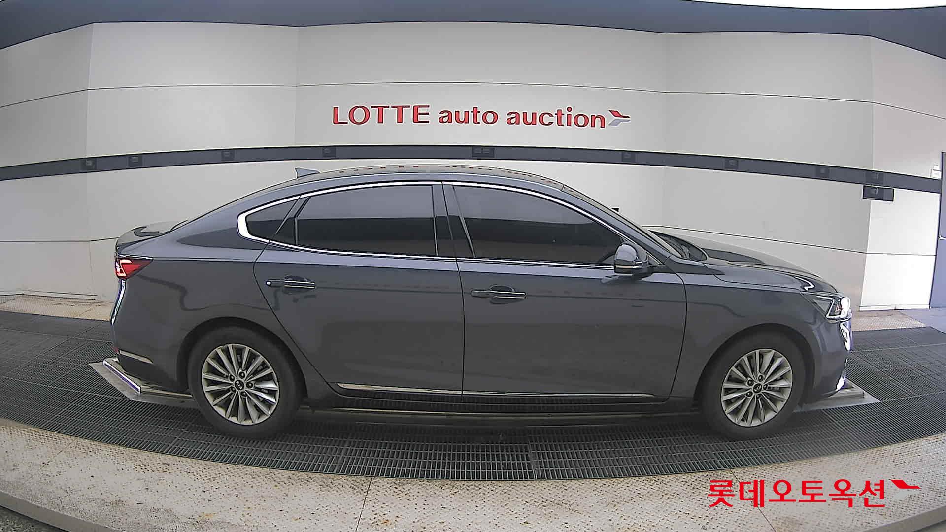2017 - kia k7