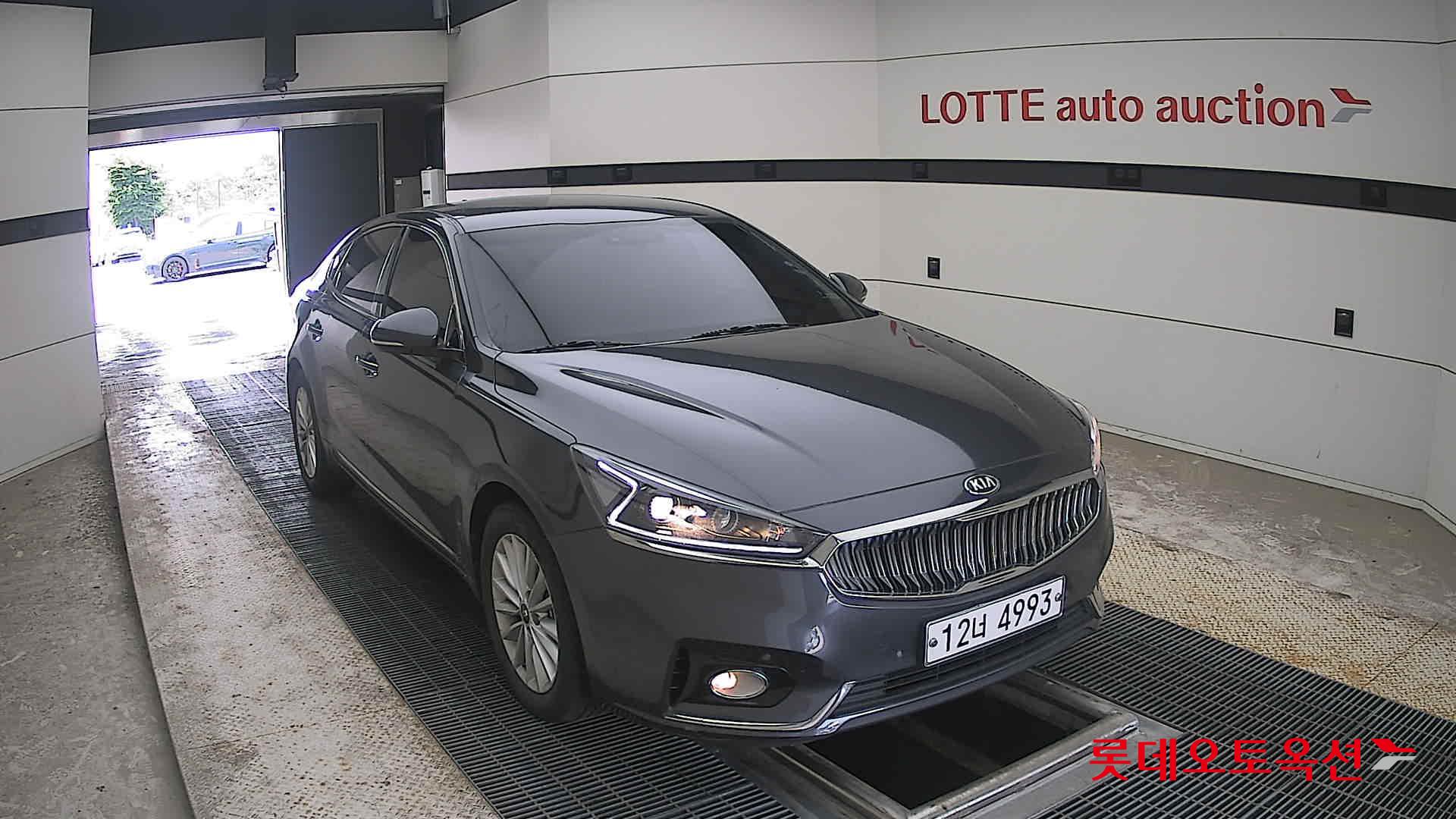 2017 - kia k7