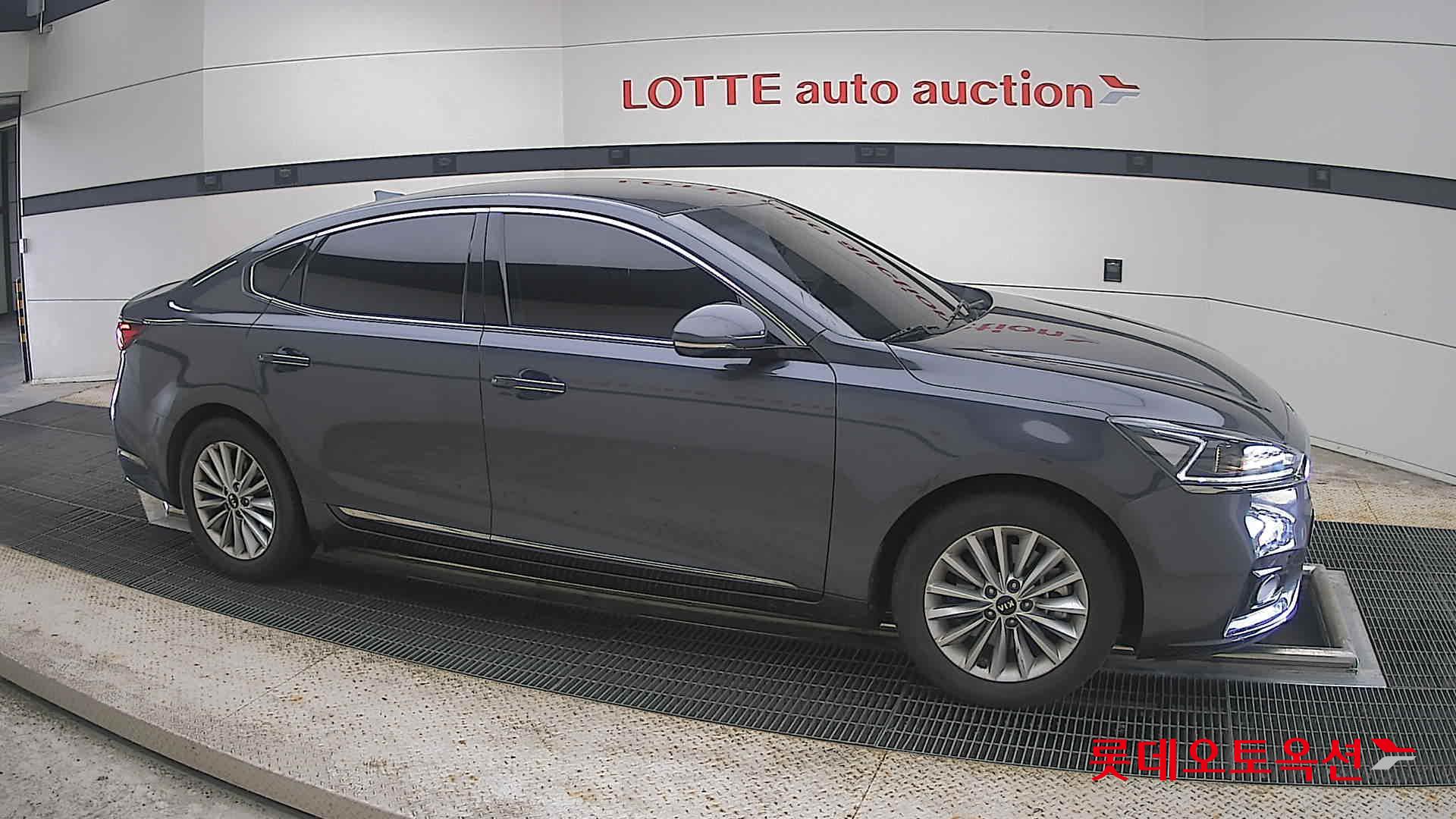 2017 - kia k7