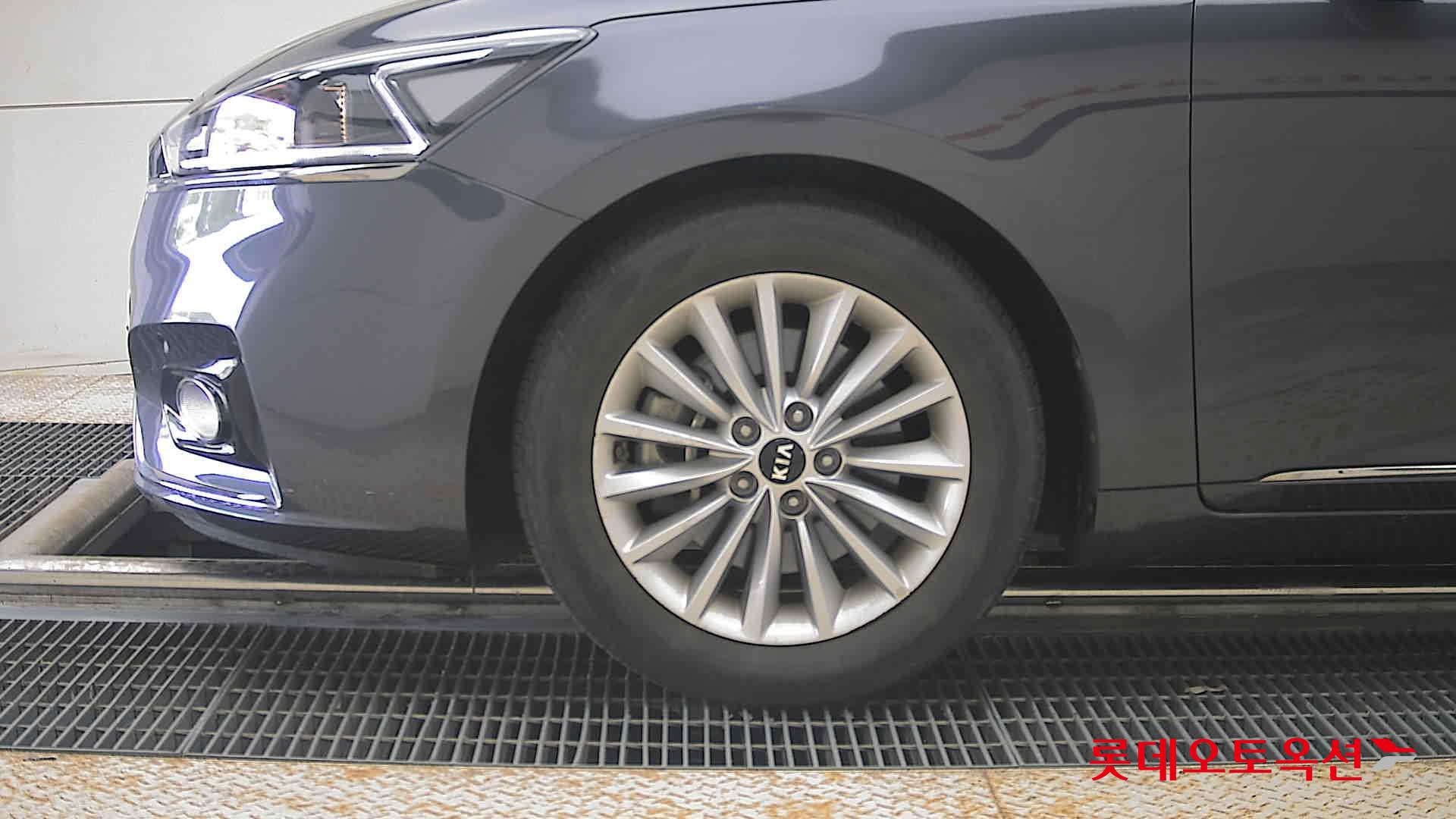 2017 - kia k7