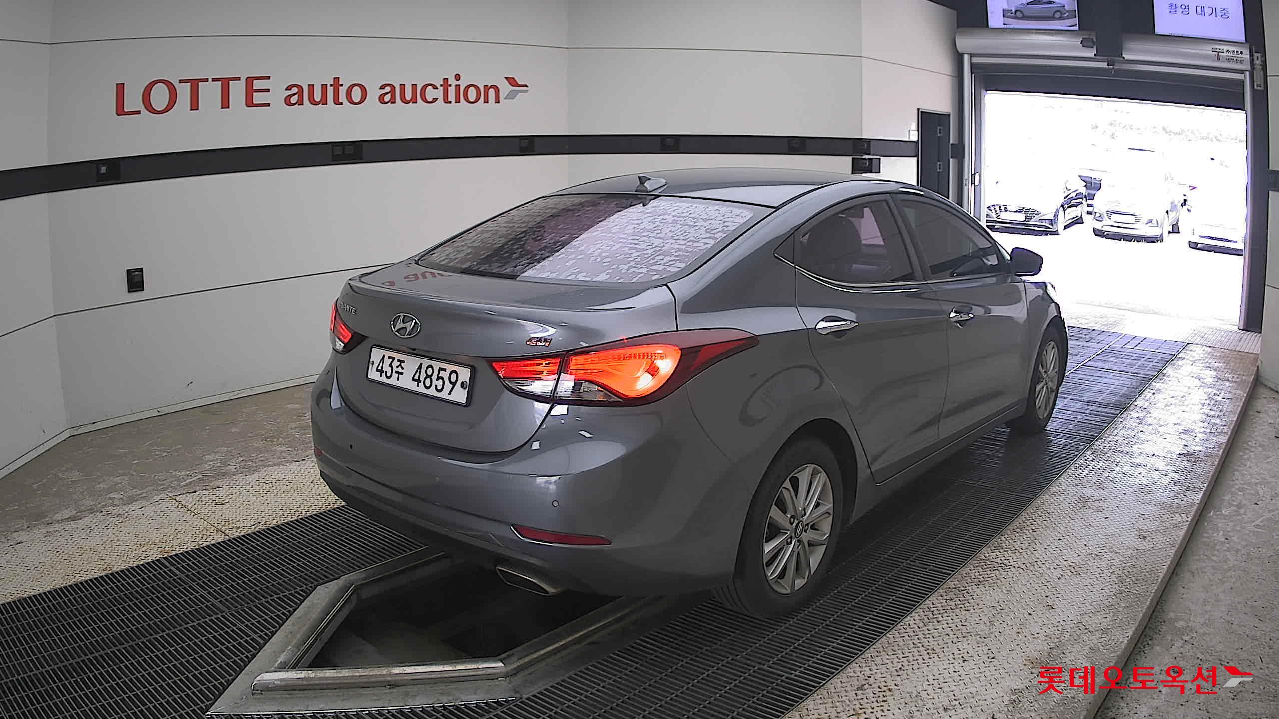 2016 - hyundai avante