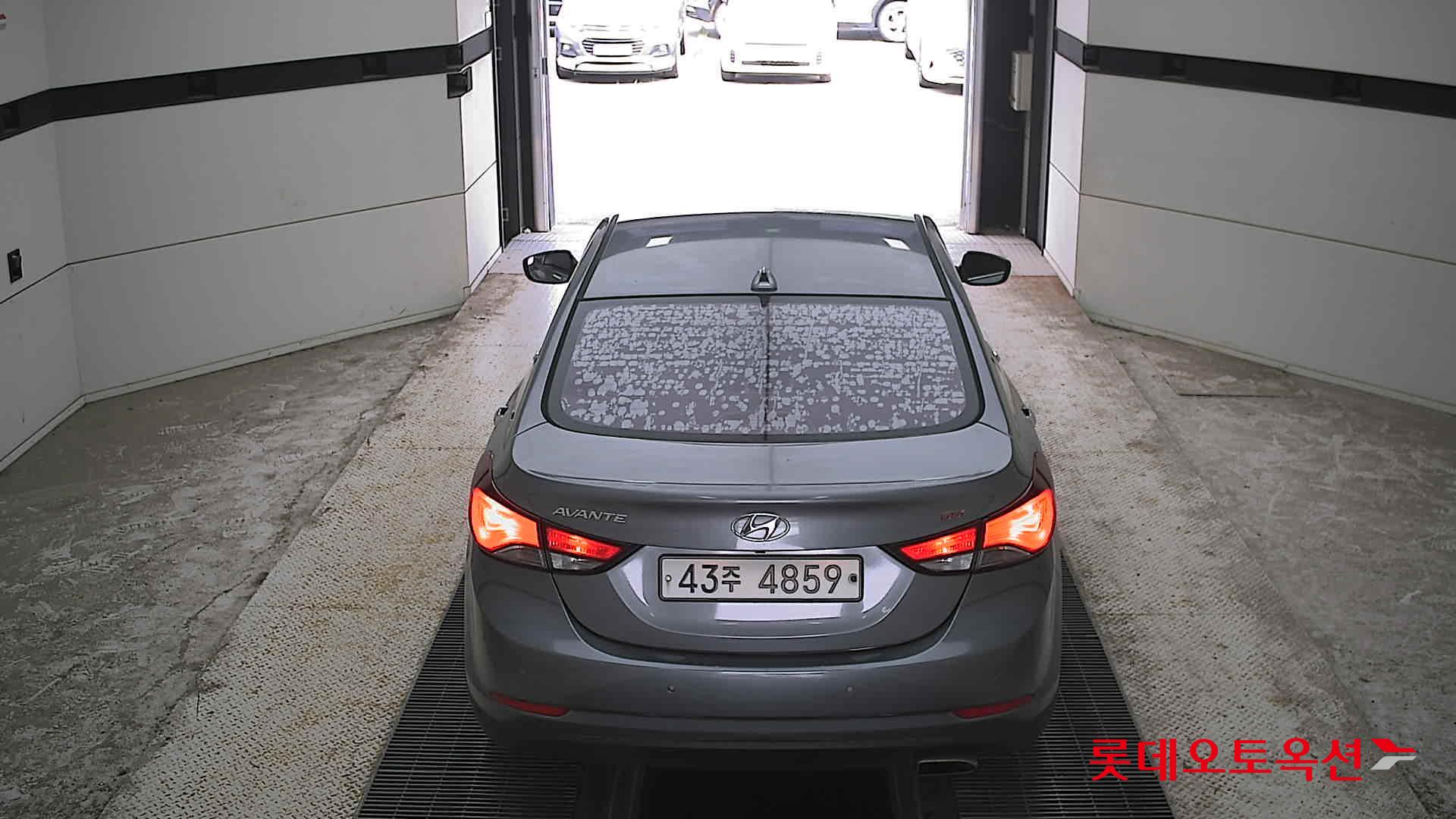 2016 - hyundai avante