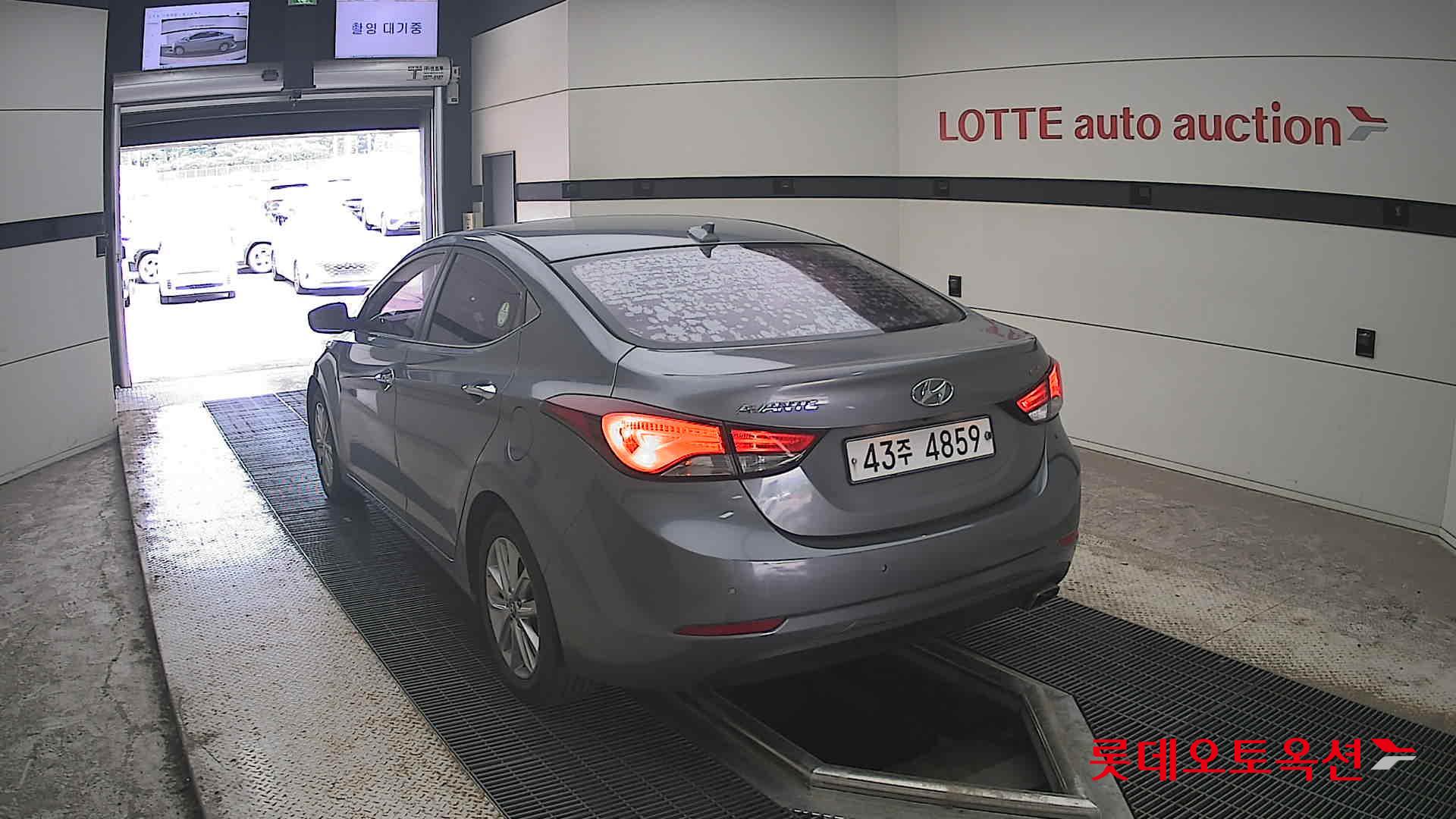 2016 - hyundai avante