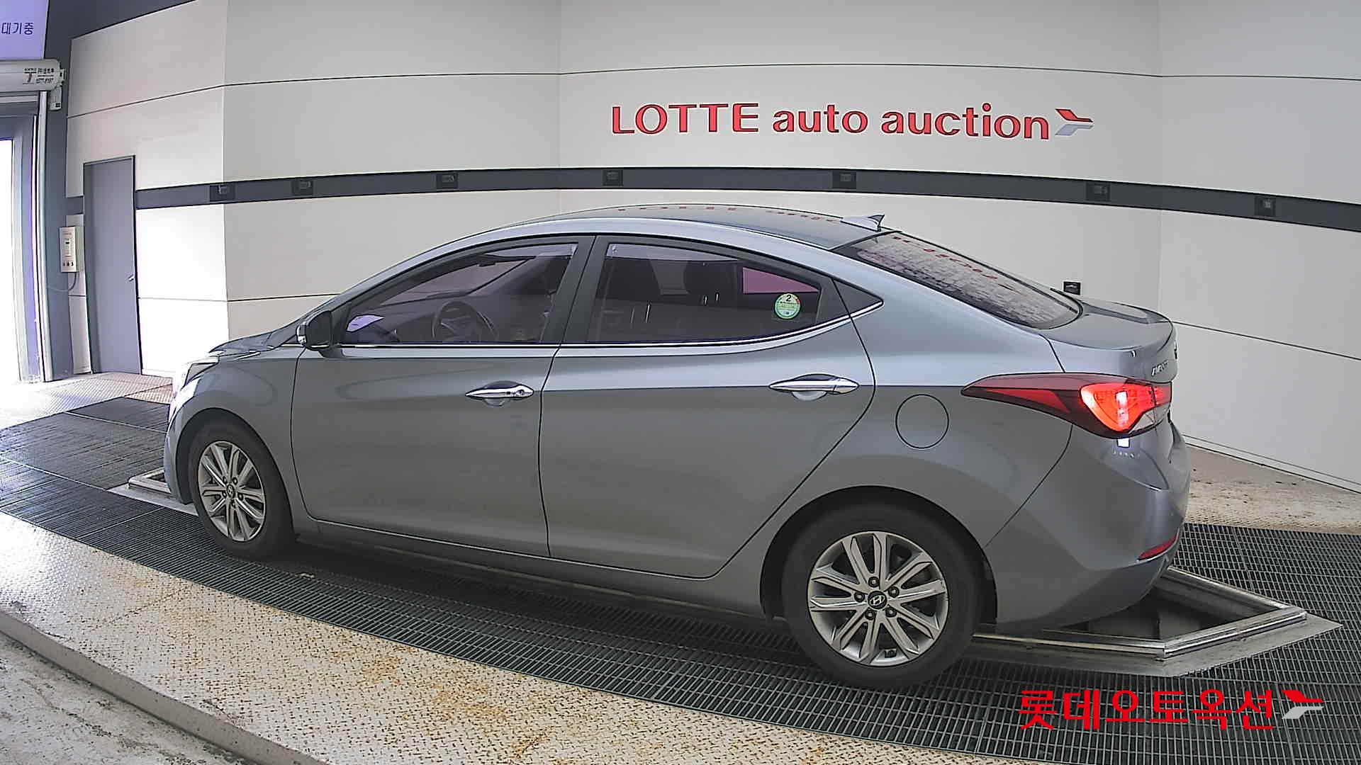 2016 - hyundai avante