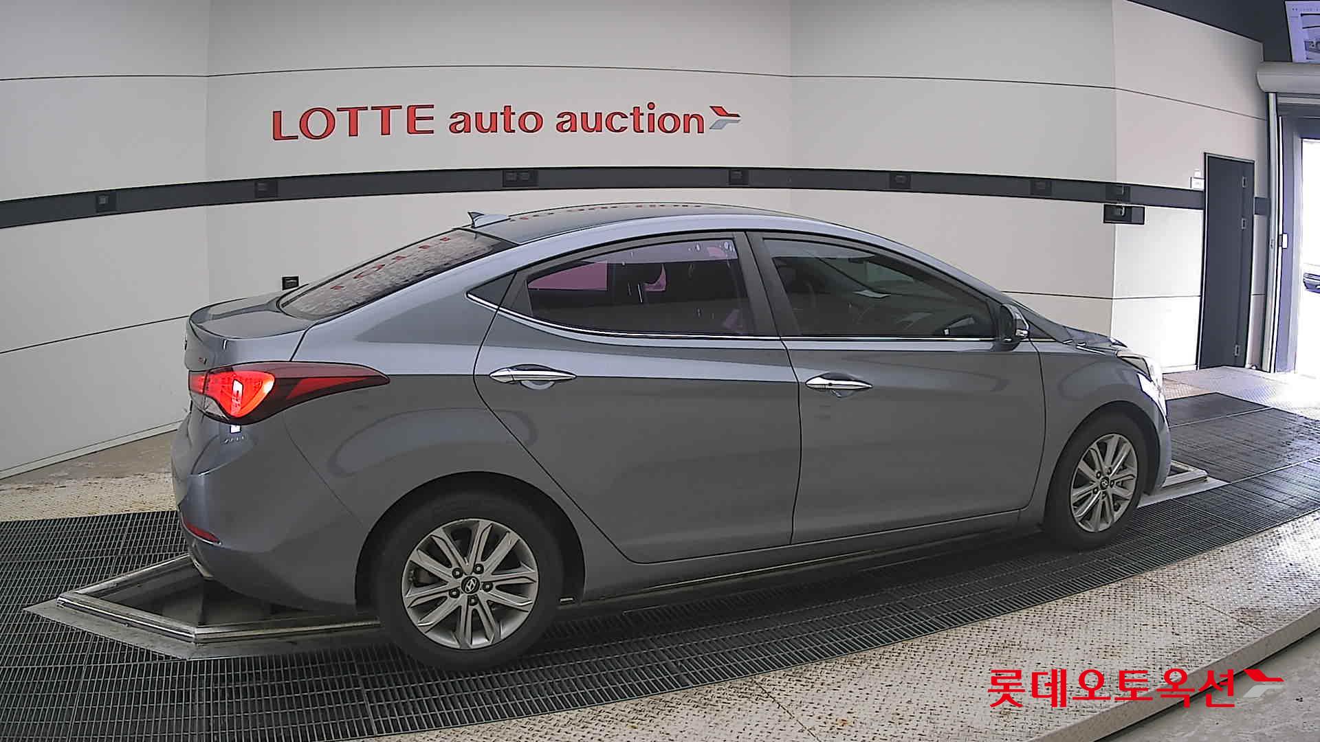 2016 - hyundai avante