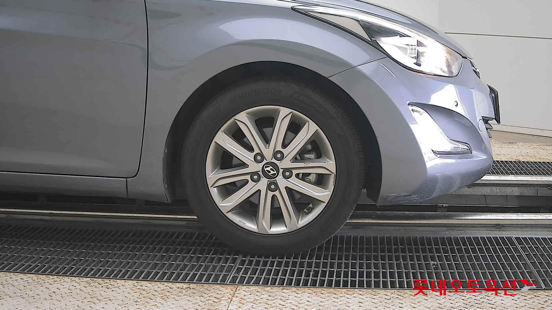 2016 - hyundai avante