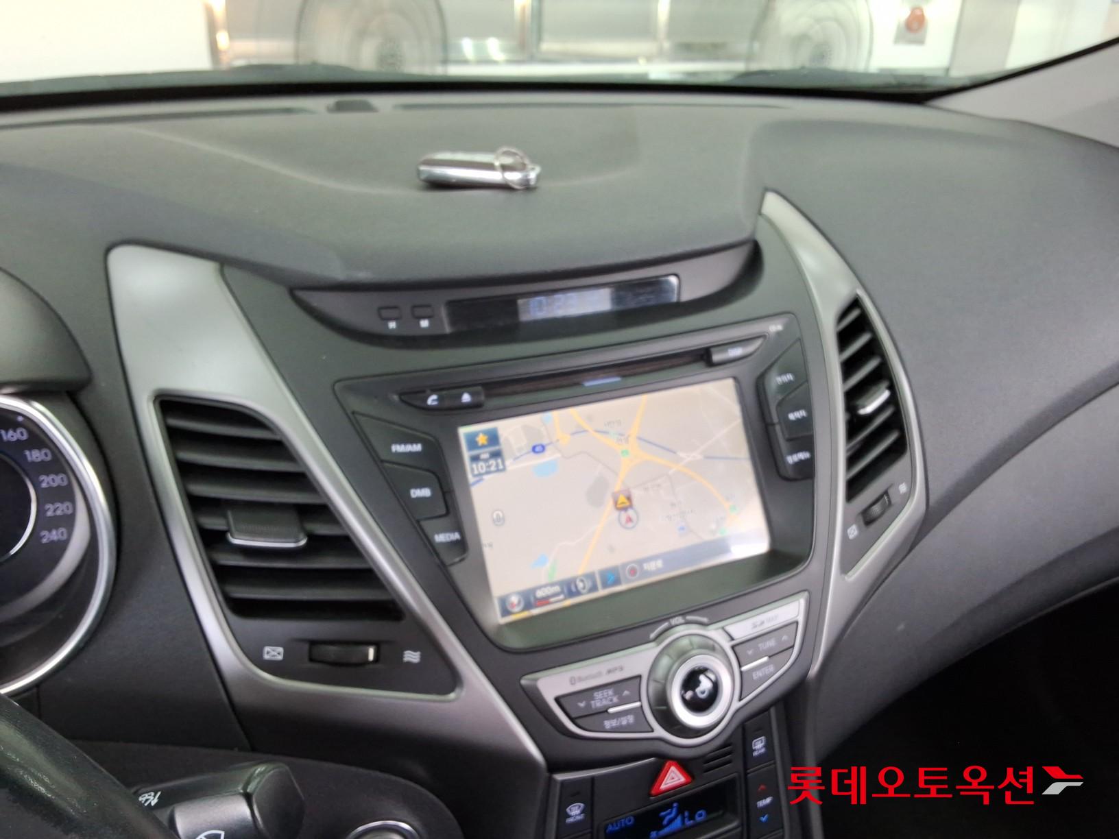 2016 - hyundai avante