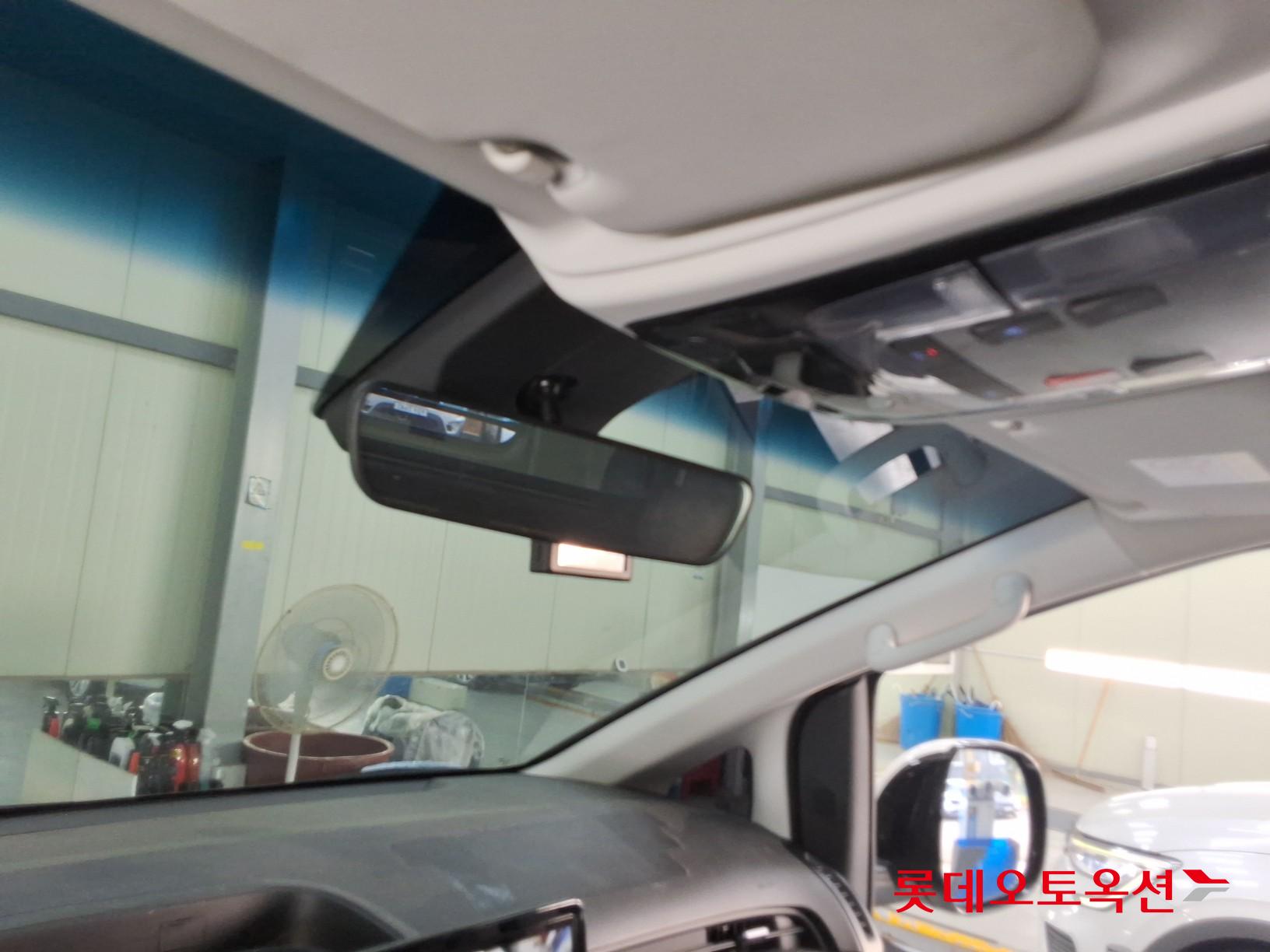 2023 - hyundai staria