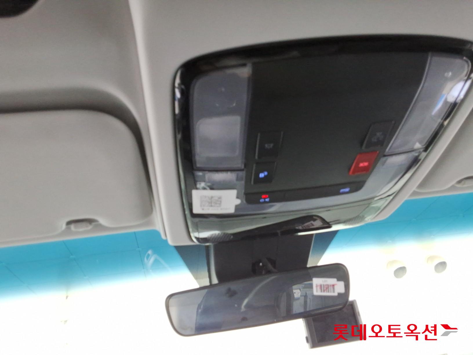 2023 - hyundai staria