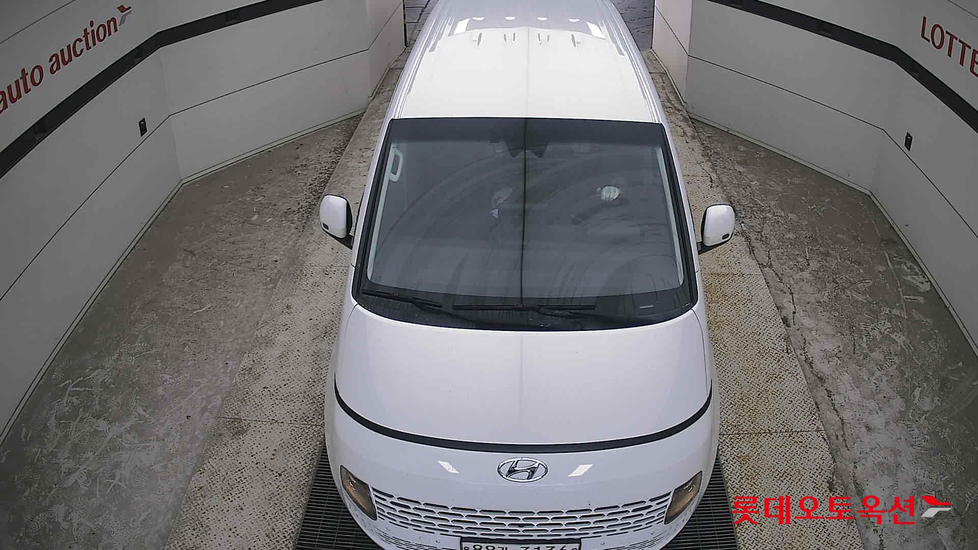 2022 - hyundai staria
