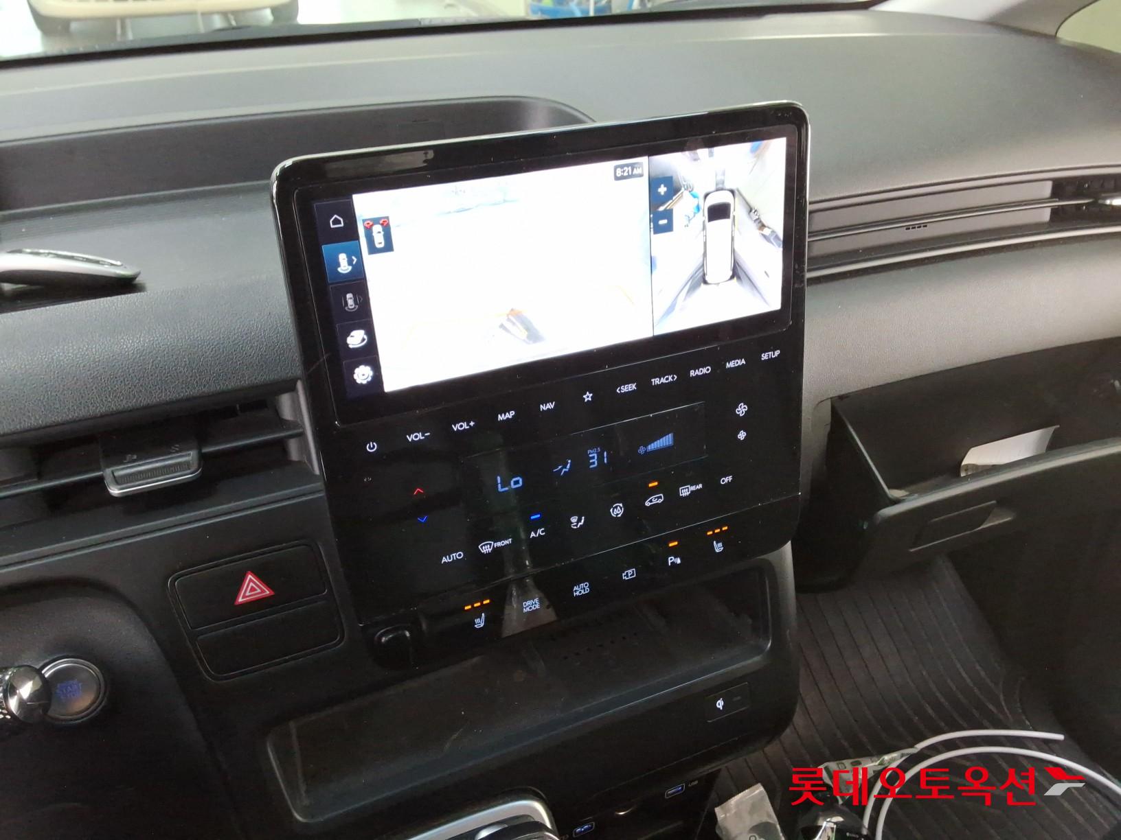 2022 - hyundai staria