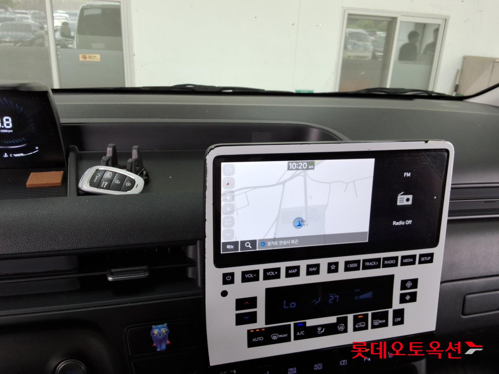 2022 - hyundai staria