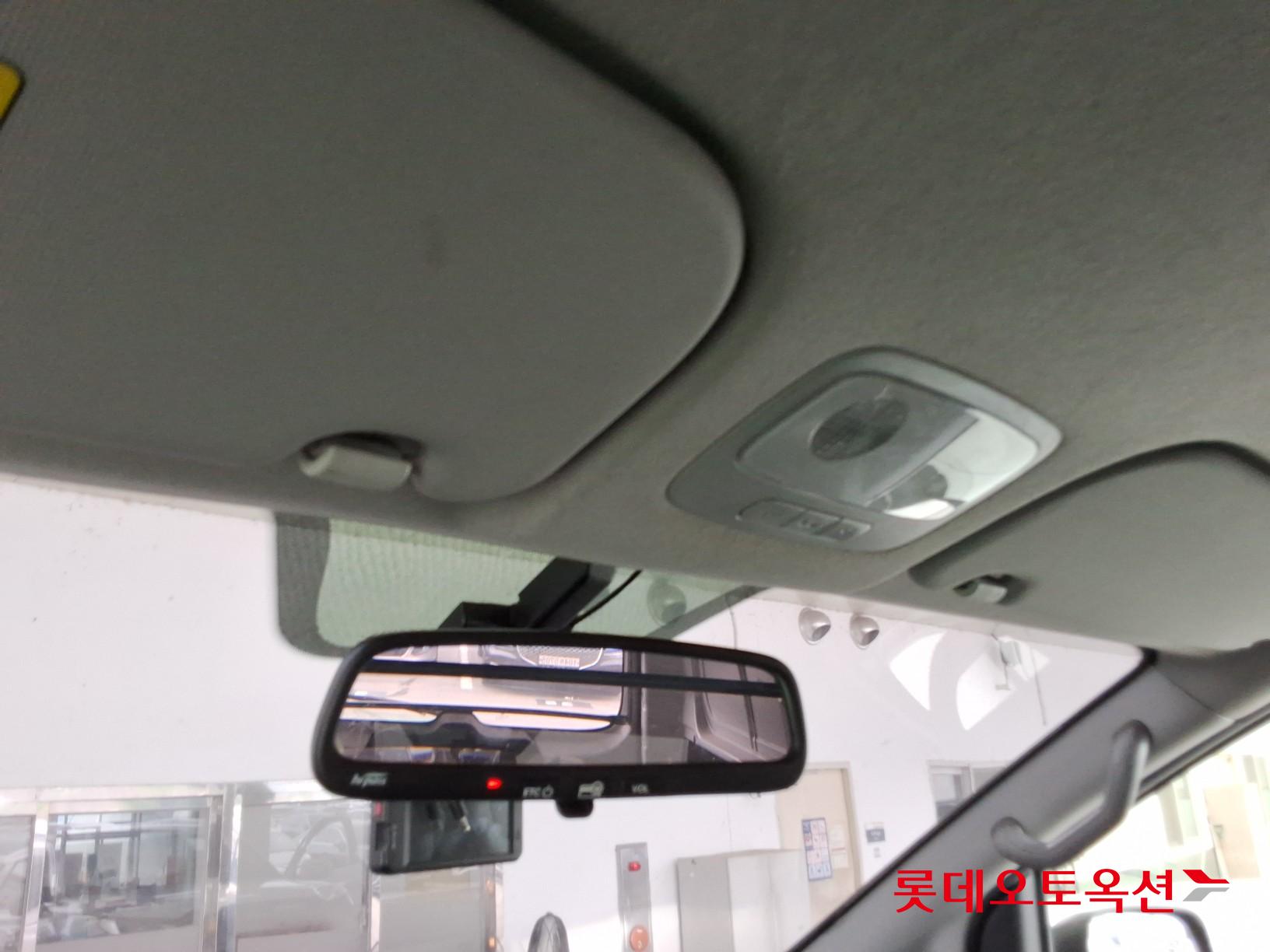 2019 - hyundai grand starex