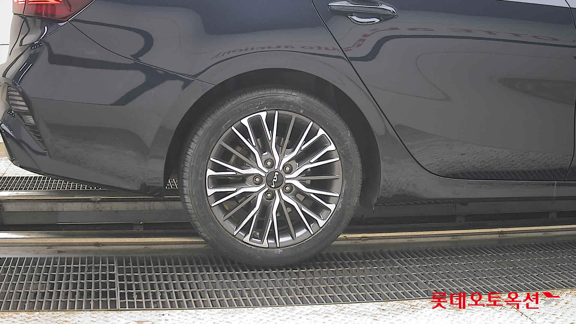 2022 - kia k3