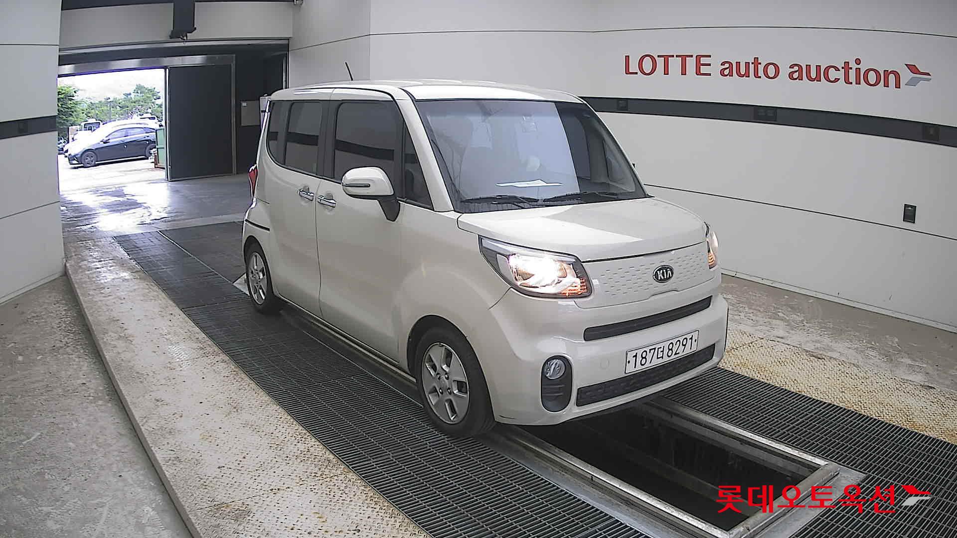 2020 - kia ray
