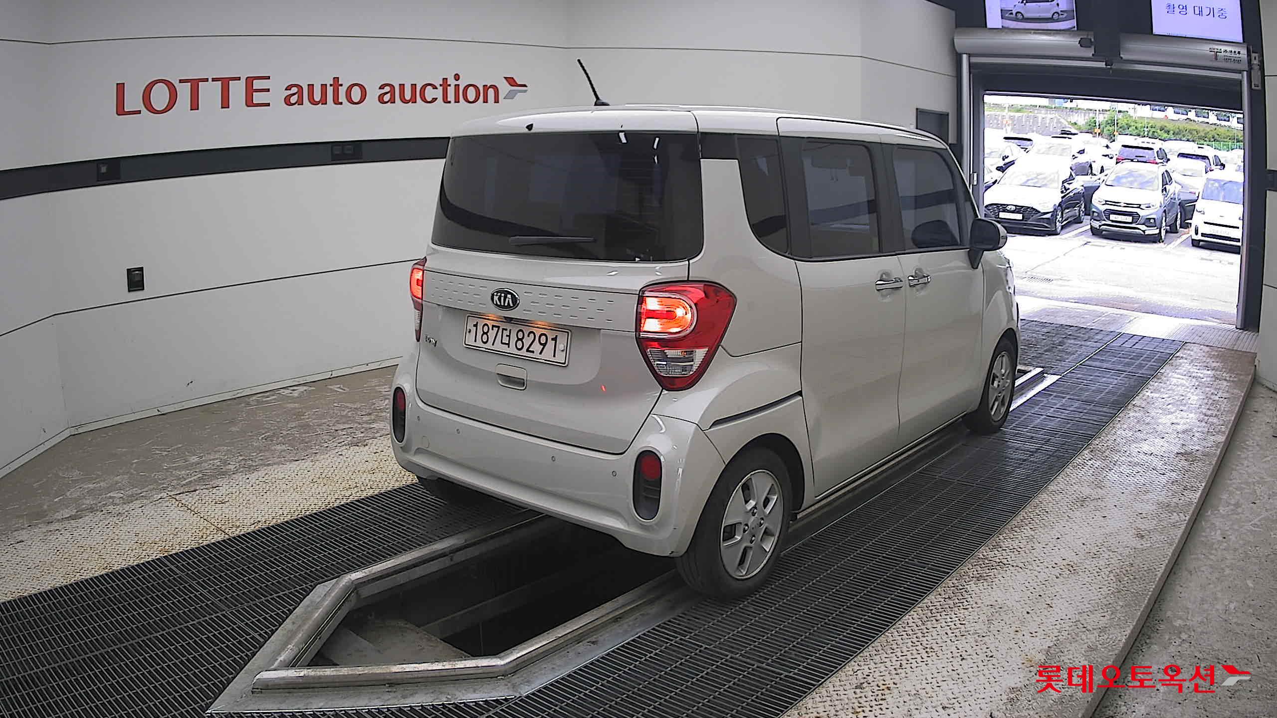2020 - kia ray