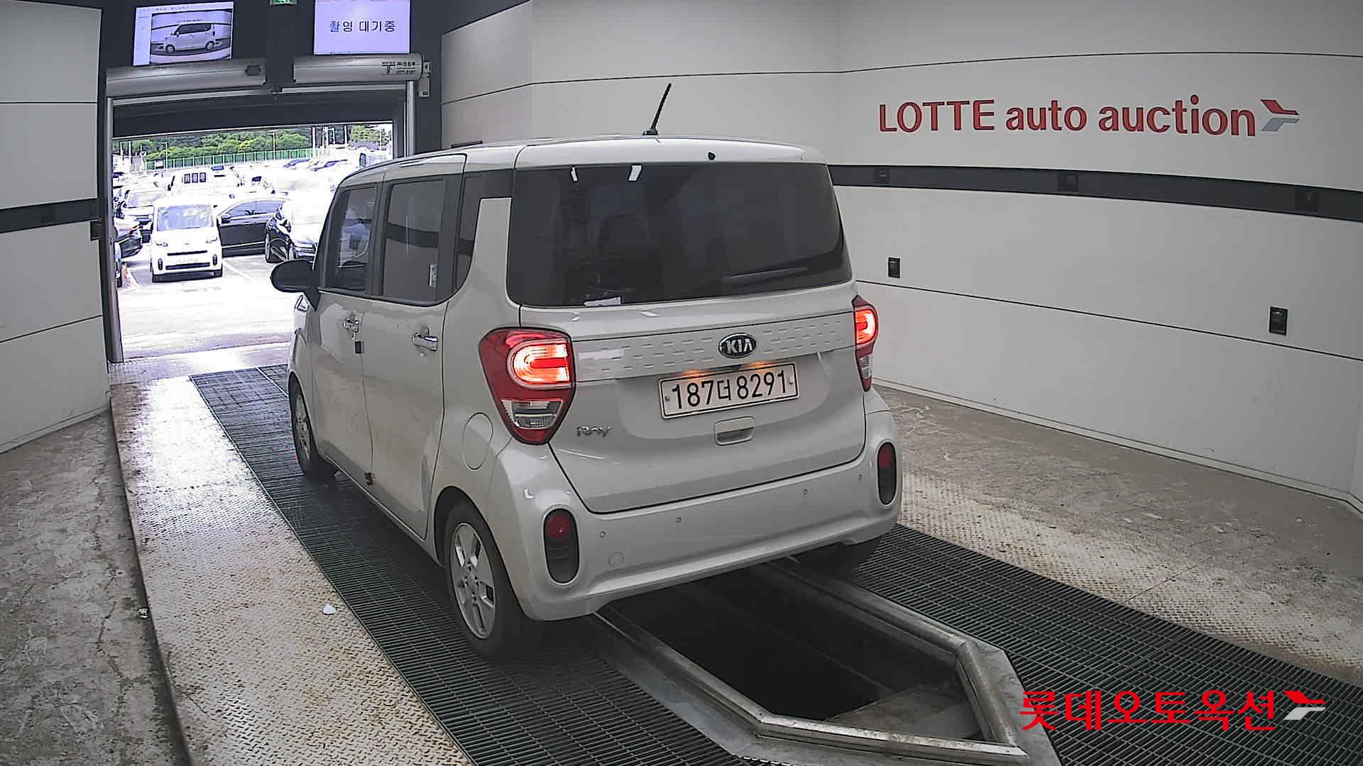2020 - kia ray