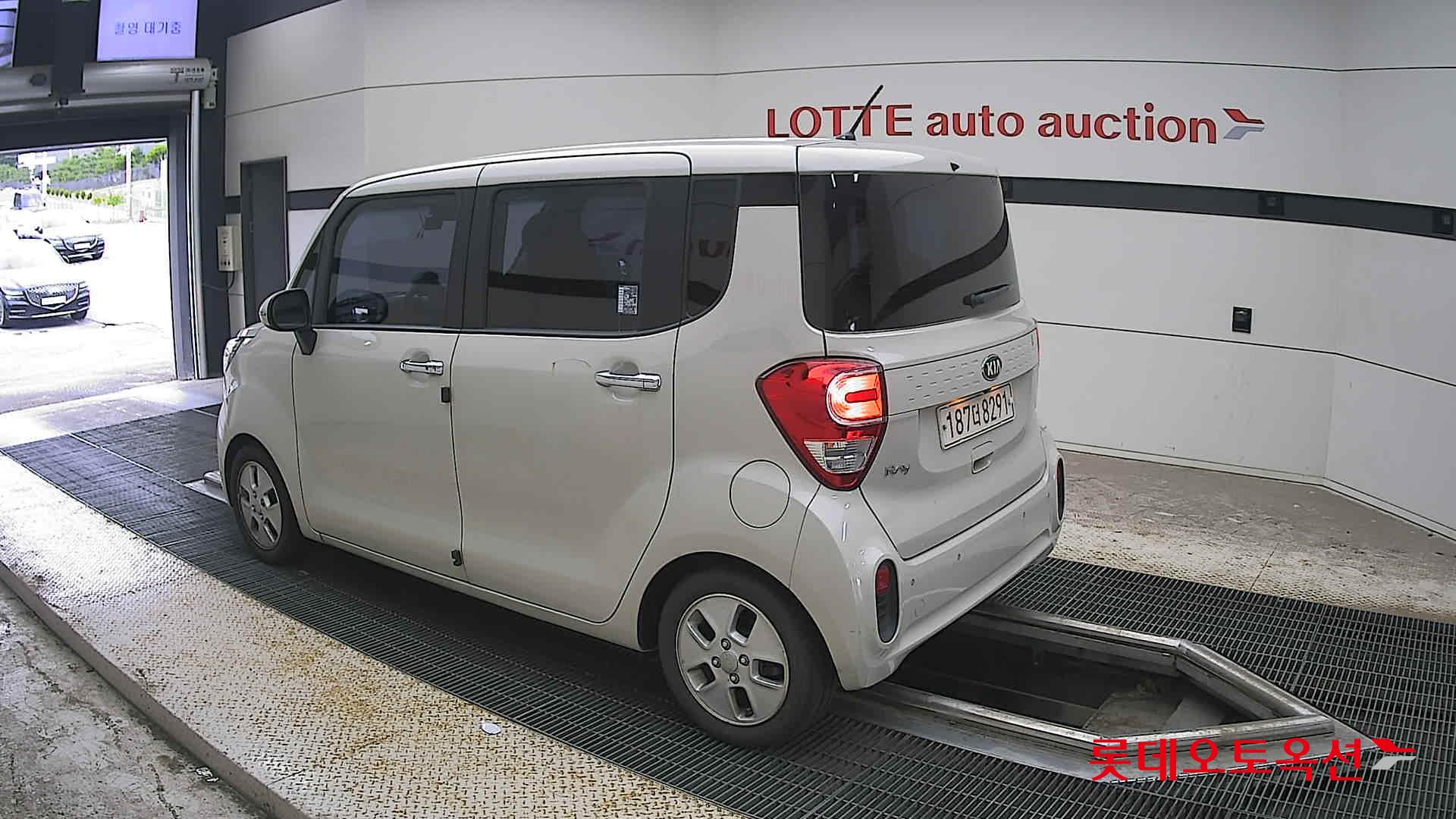 2020 - kia ray