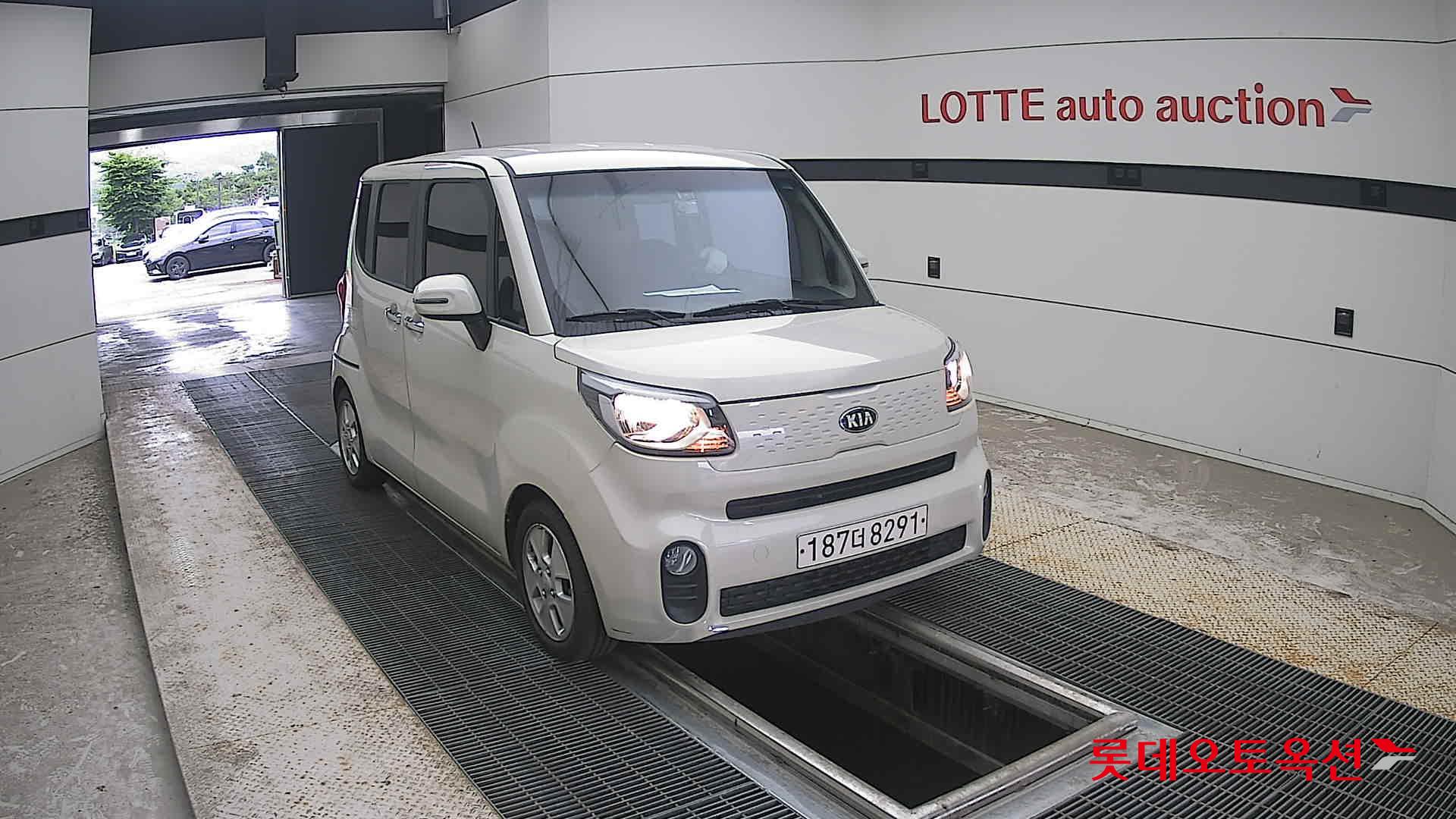 2020 - kia ray