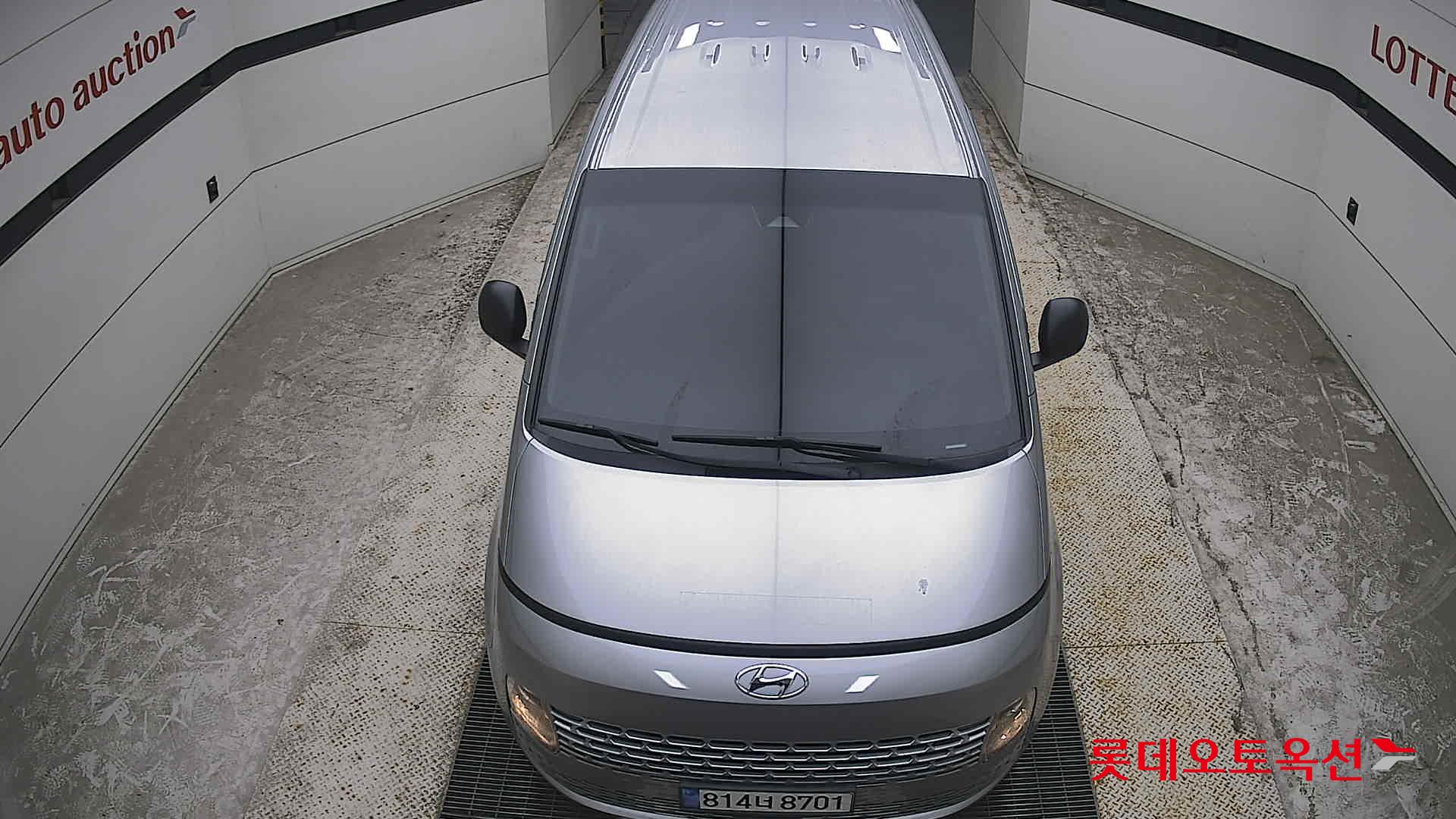 2023 - hyundai staria