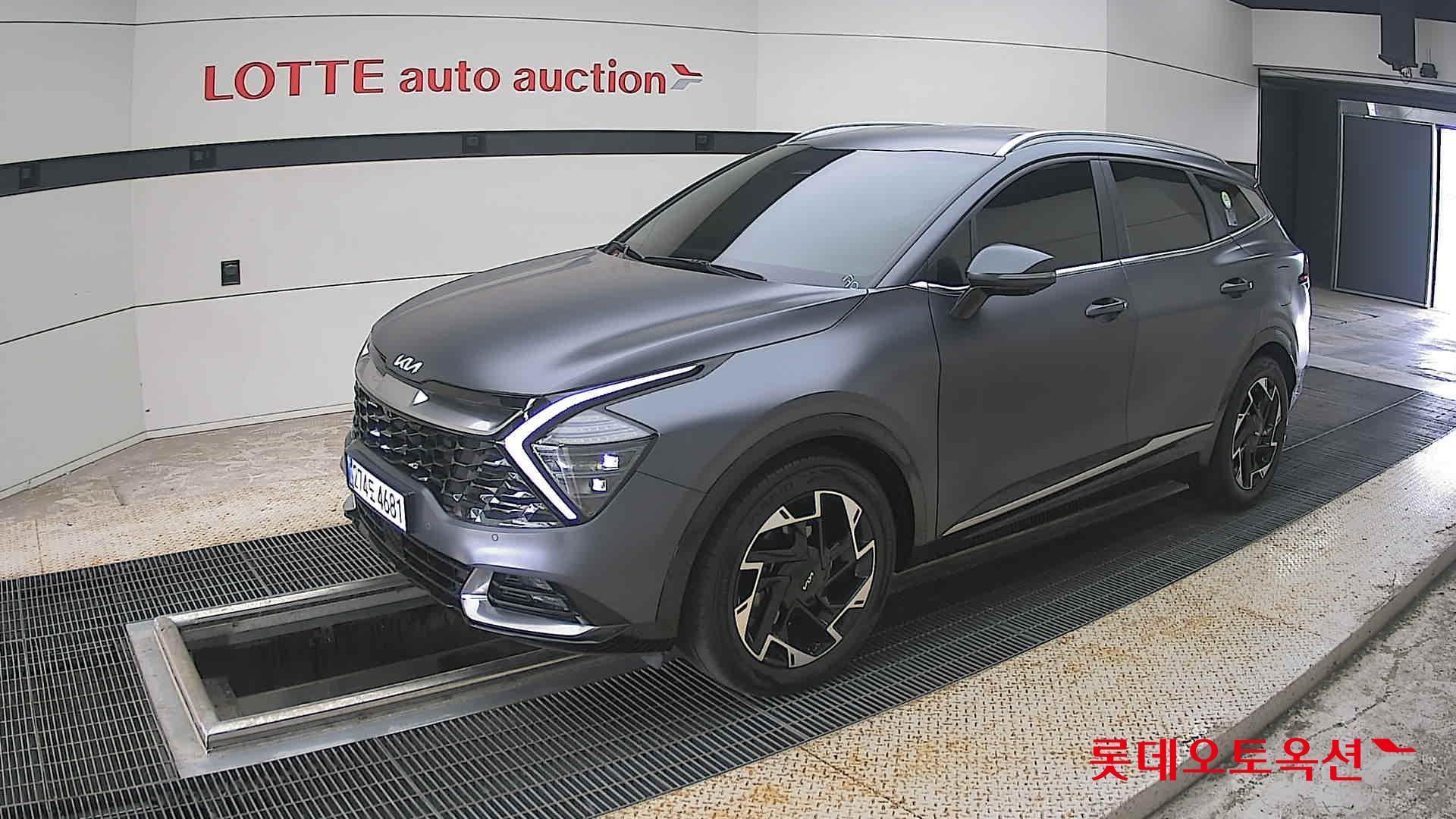 2022 - kia sportage